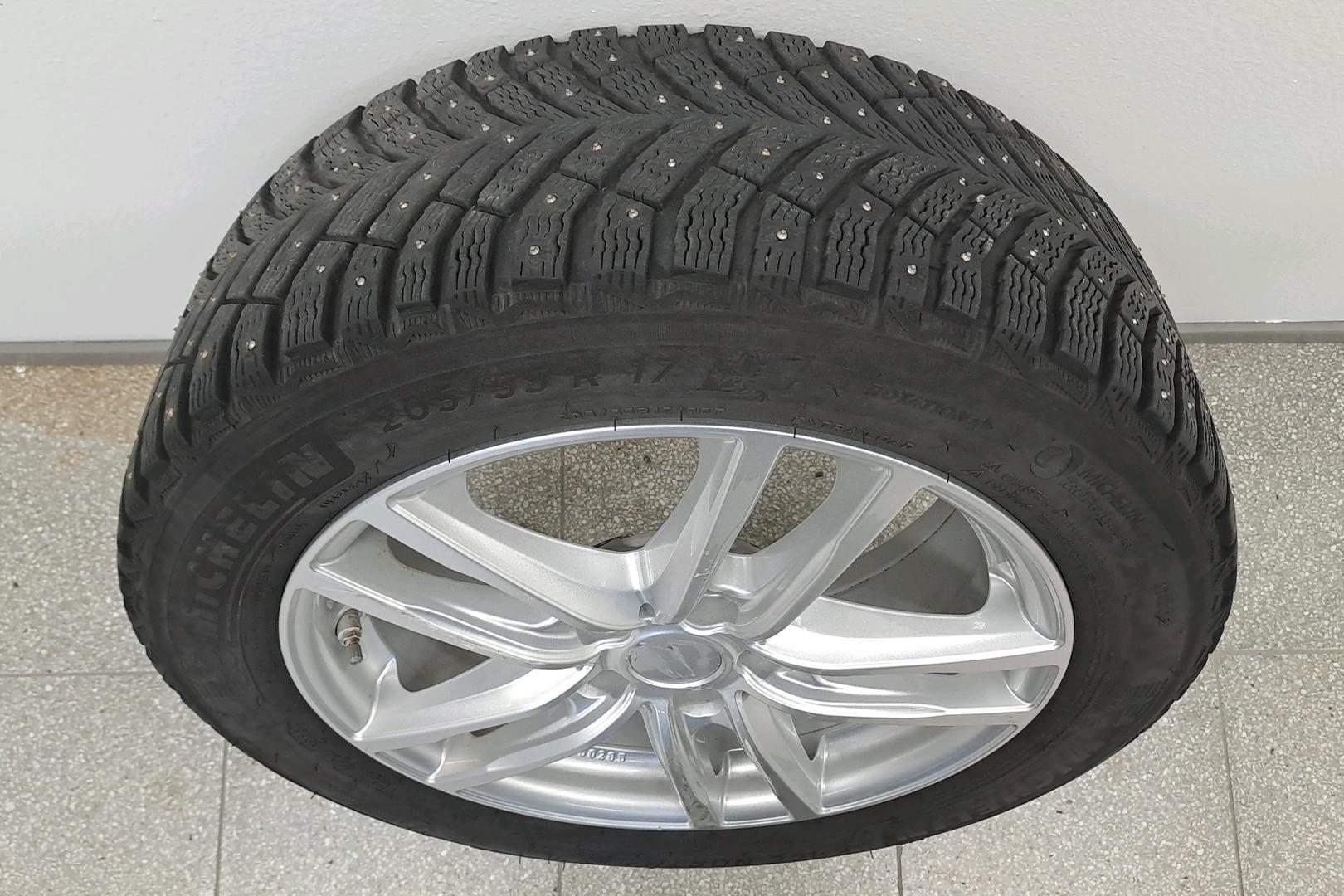 BMW 218 2022