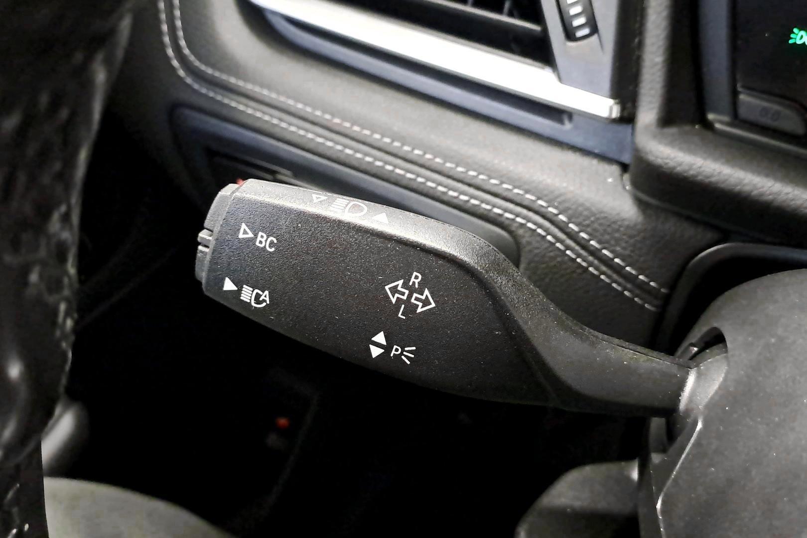 BMW 218 2022