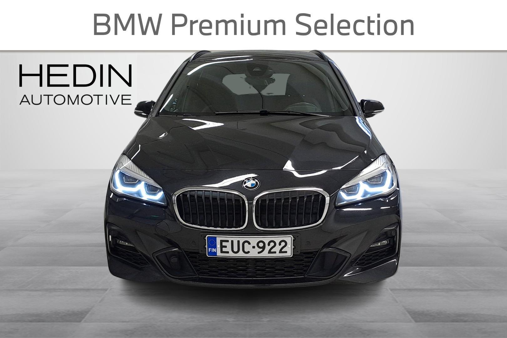 BMW 218 2022