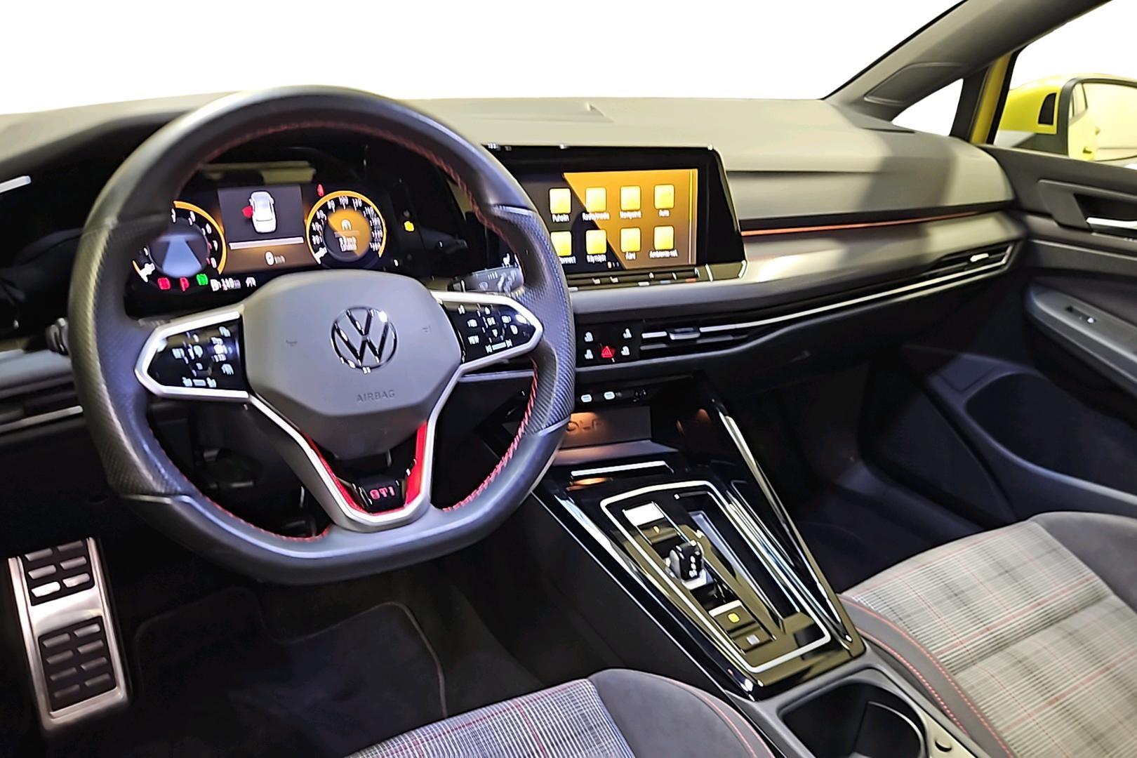 Volkswagen Golf 2023
