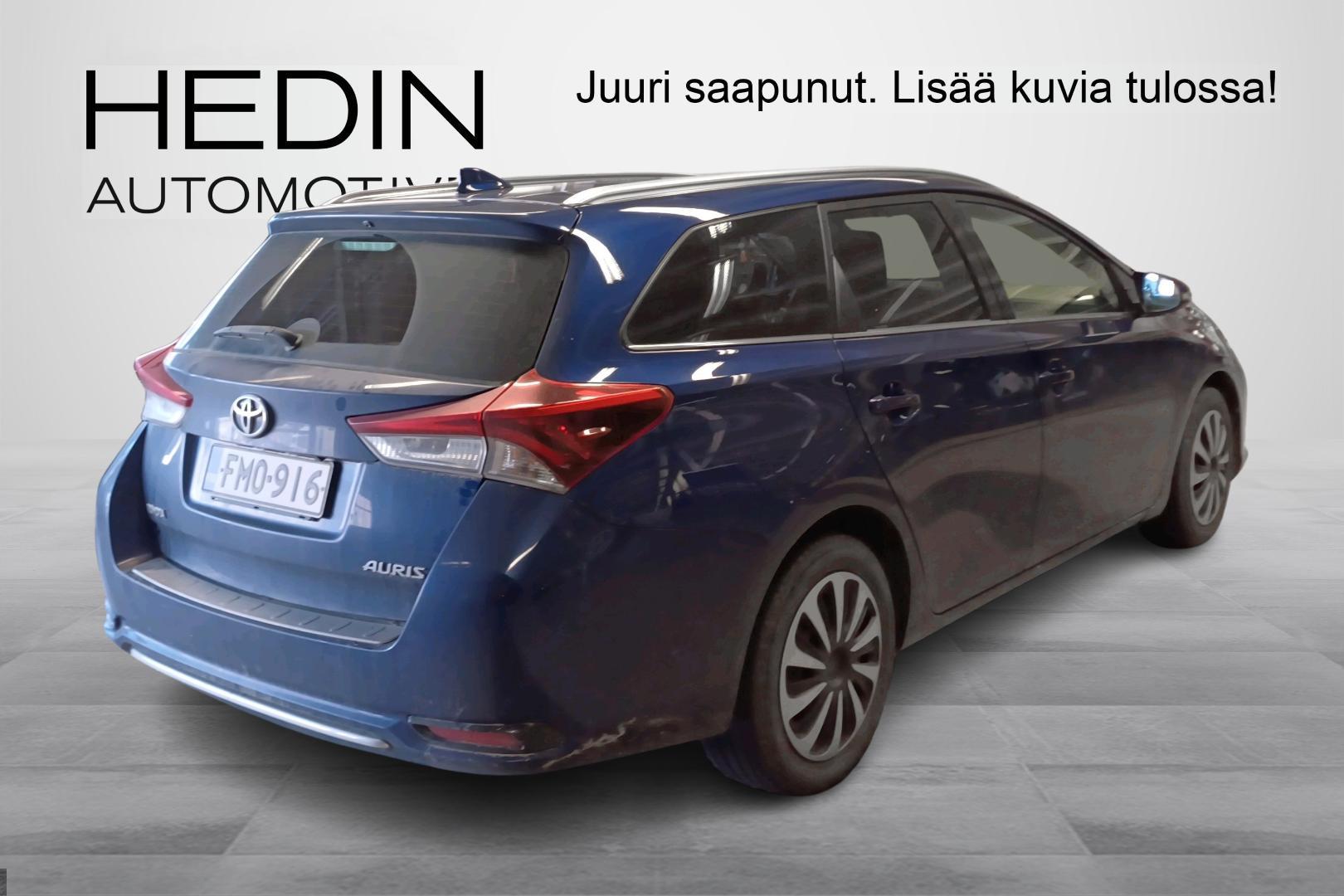 Toyota Auris 2016