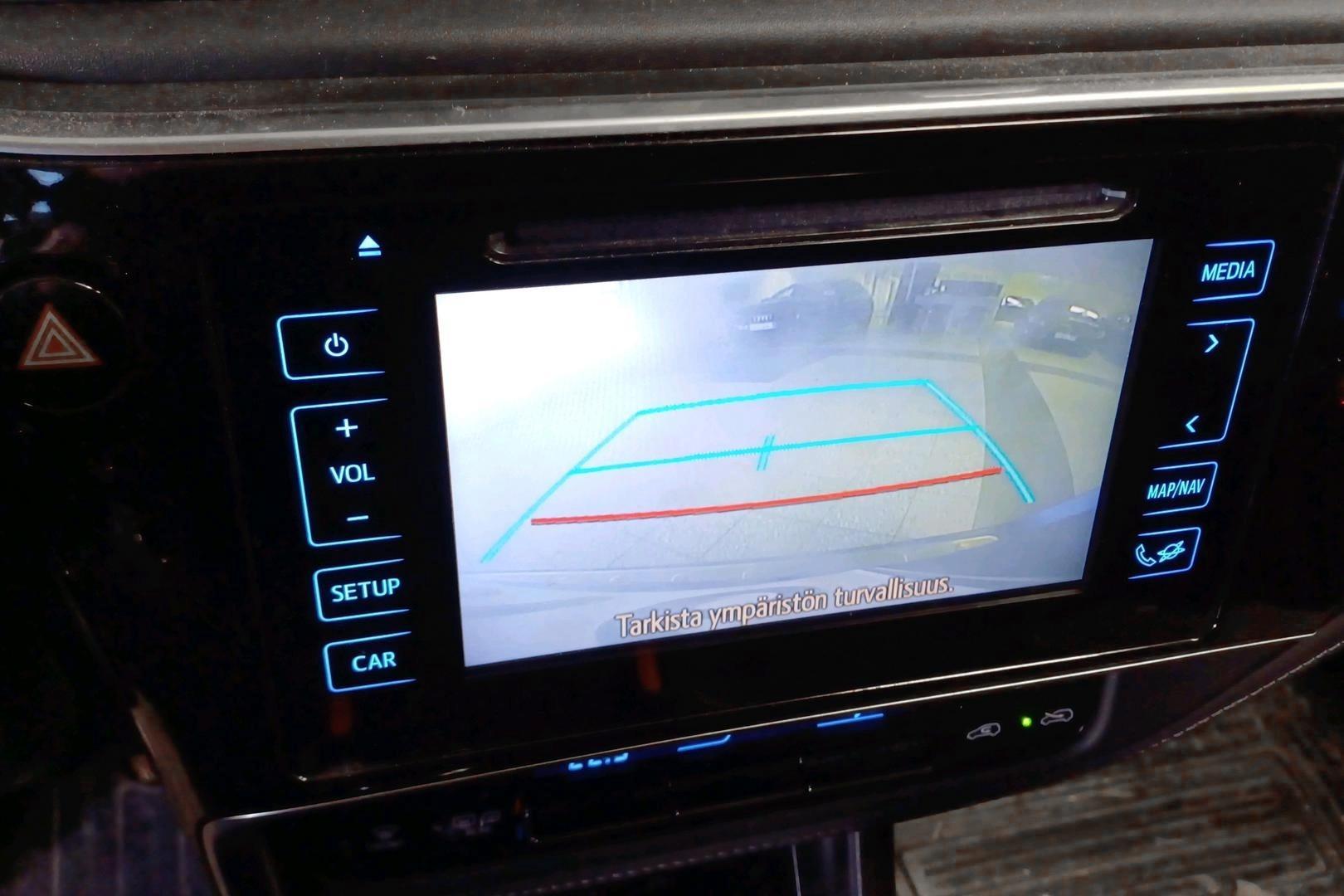 Toyota Auris 2016