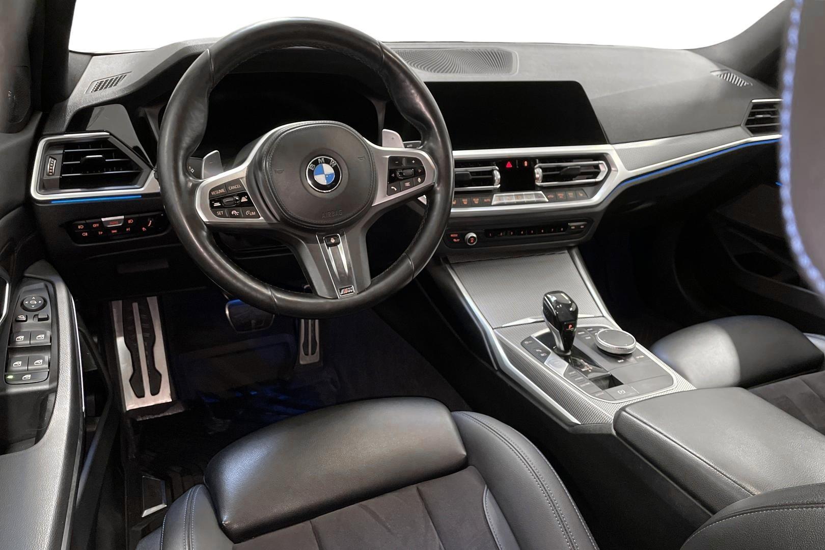 BMW 330 2020
