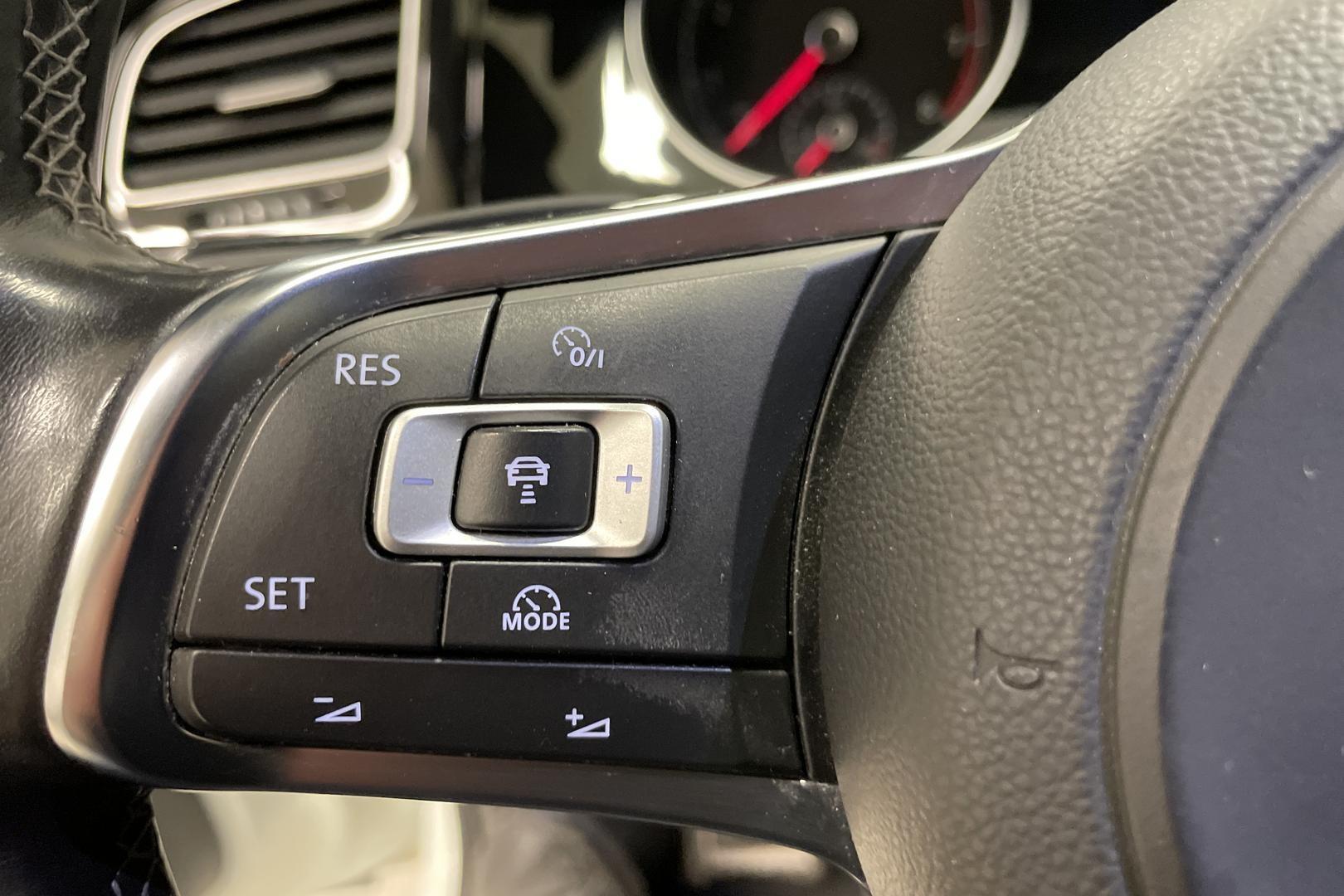 Volkswagen Golf 2016