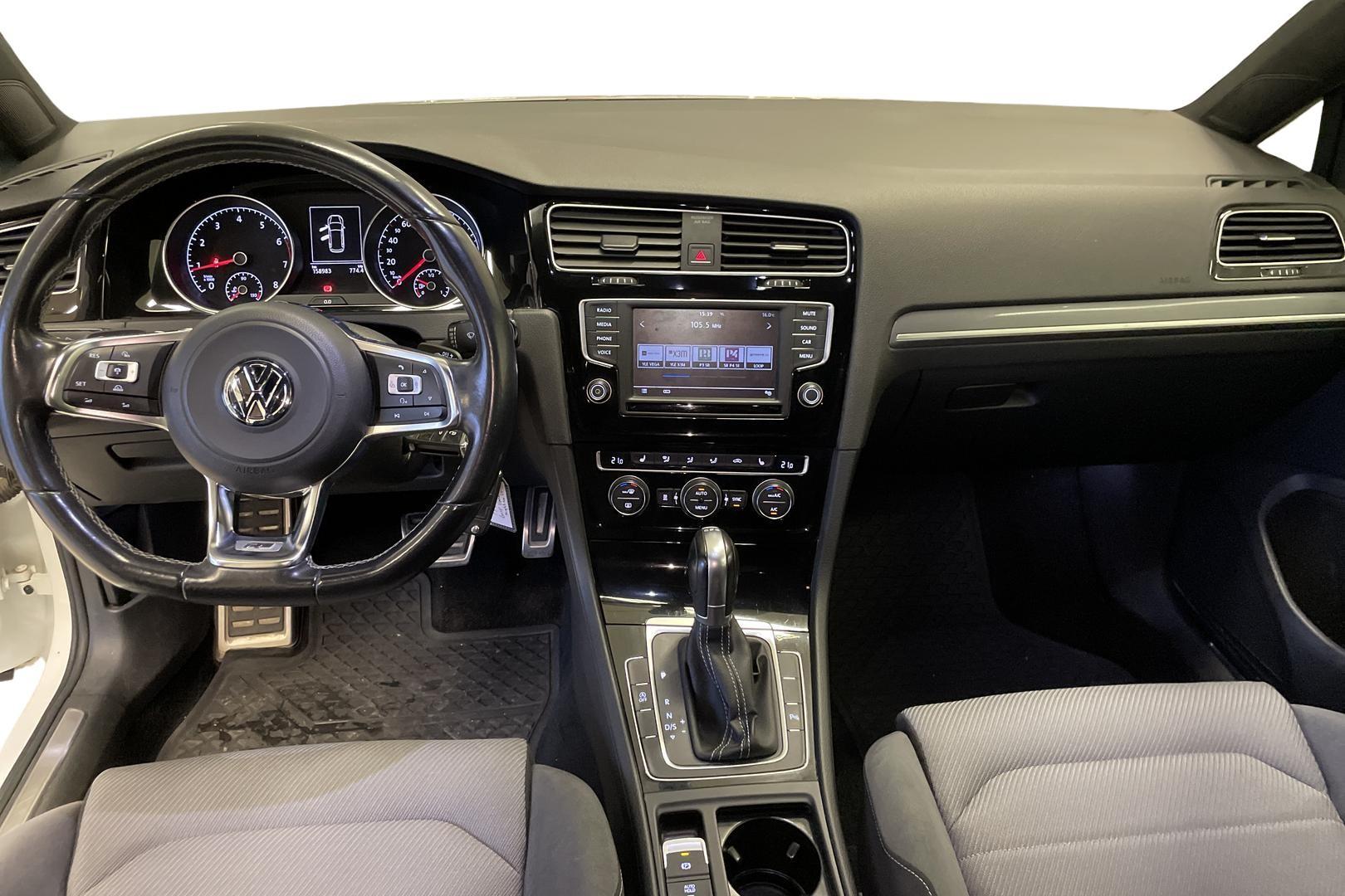 Volkswagen Golf 2016