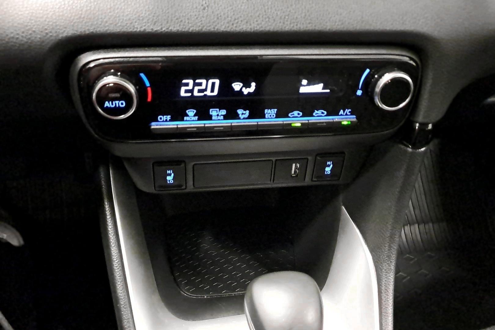 Mazda Mazda2 Hybrid 2024