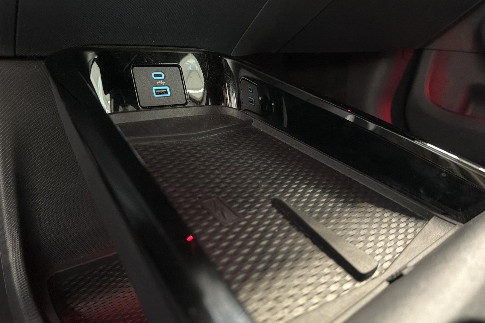 FORD Mustang Mach-E 2025
