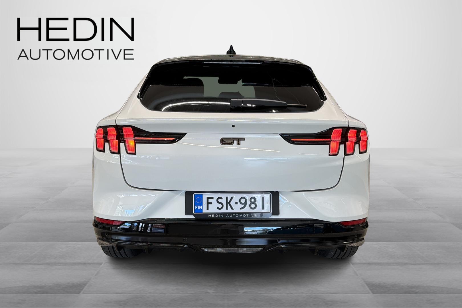 FORD Mustang Mach-E 2025