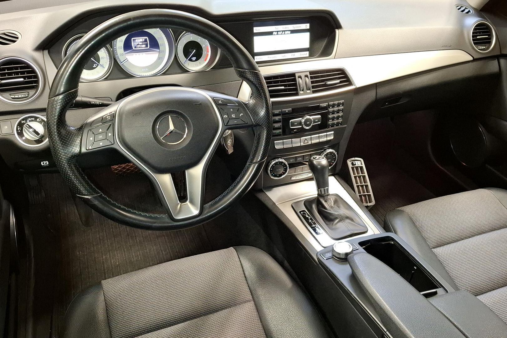 Mercedes-Benz C 2012