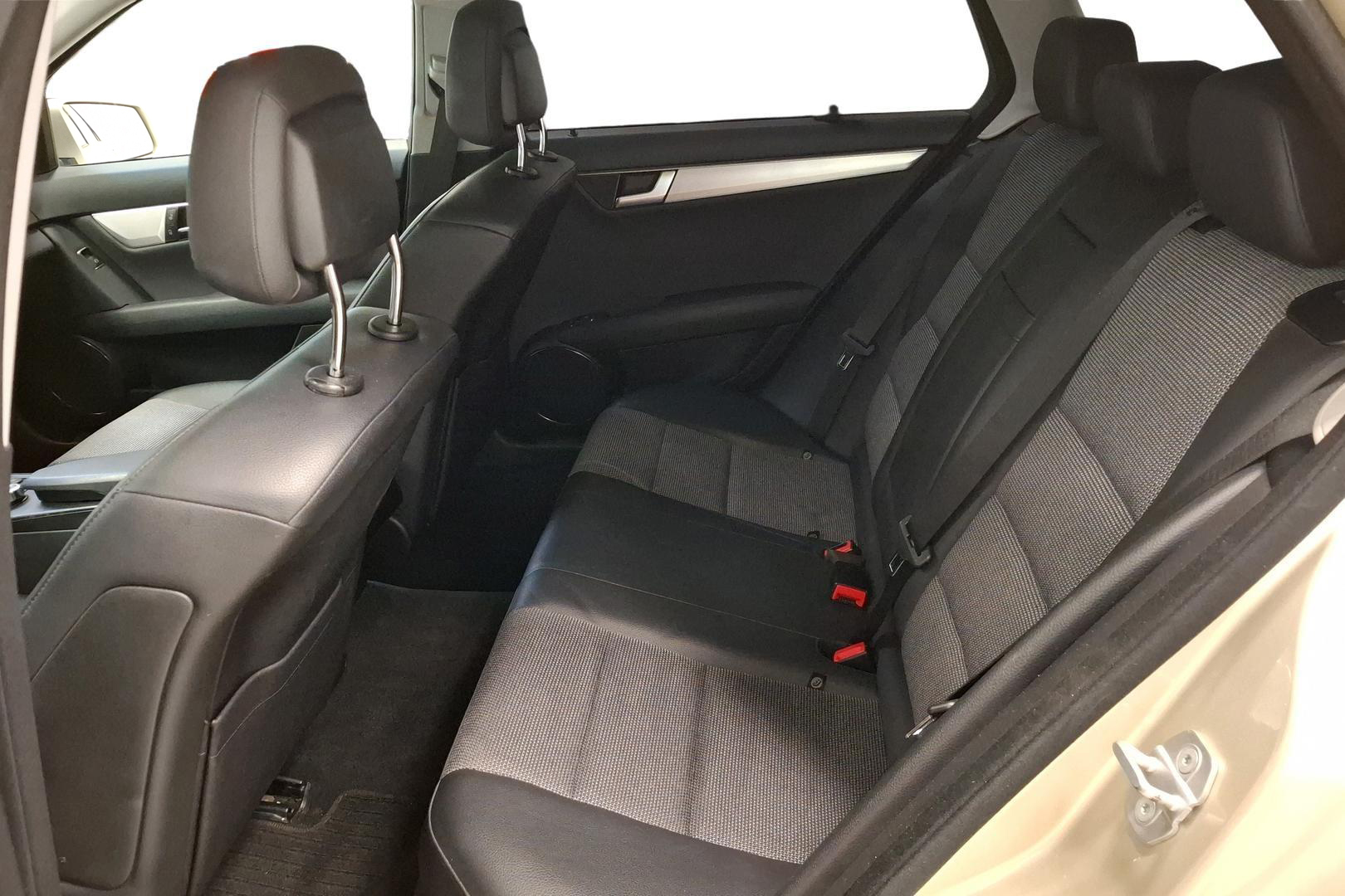 Mercedes-Benz C 2012