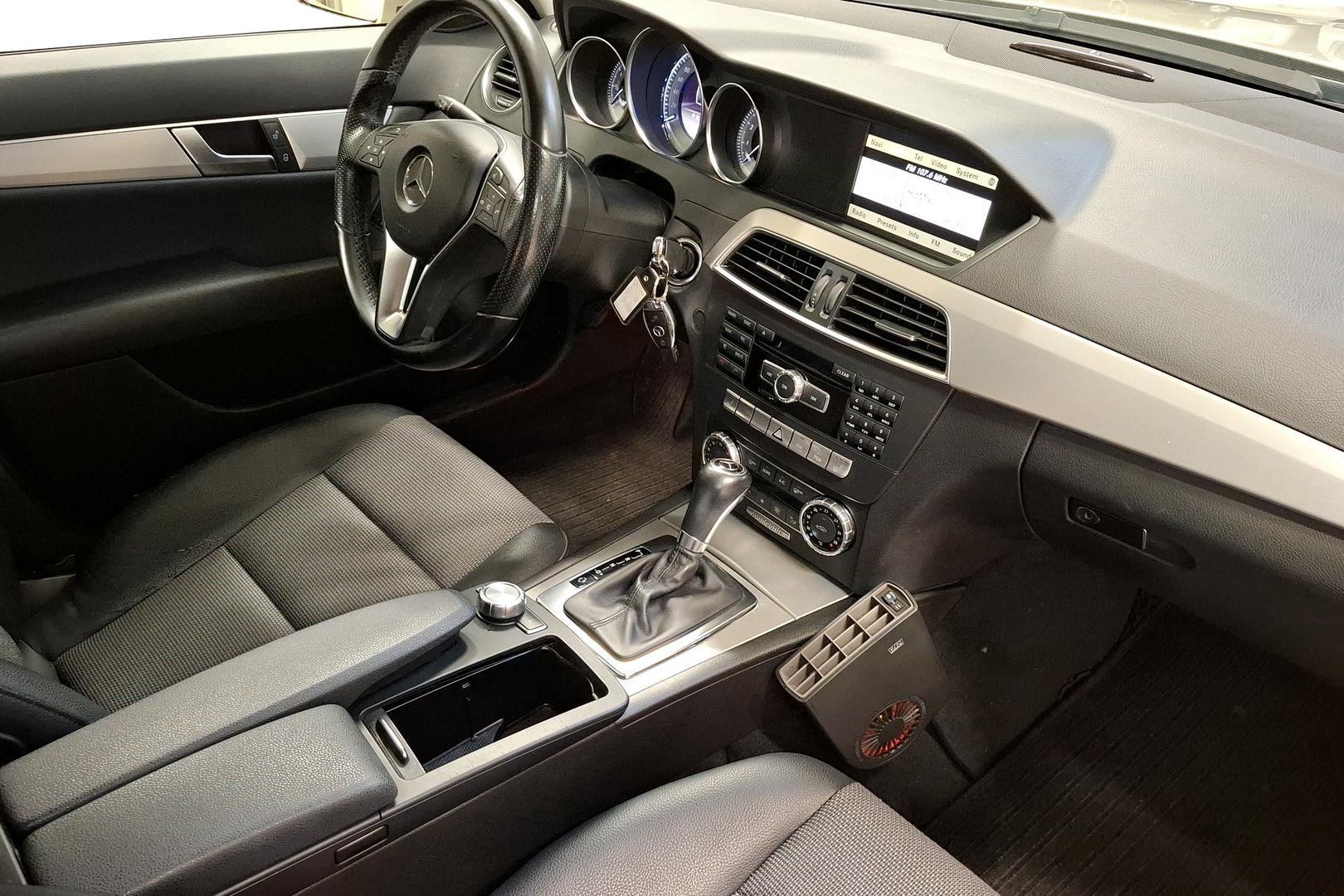 Mercedes-Benz C 2012