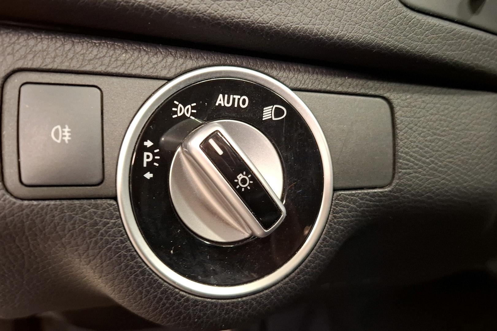 Mercedes-Benz C 2012
