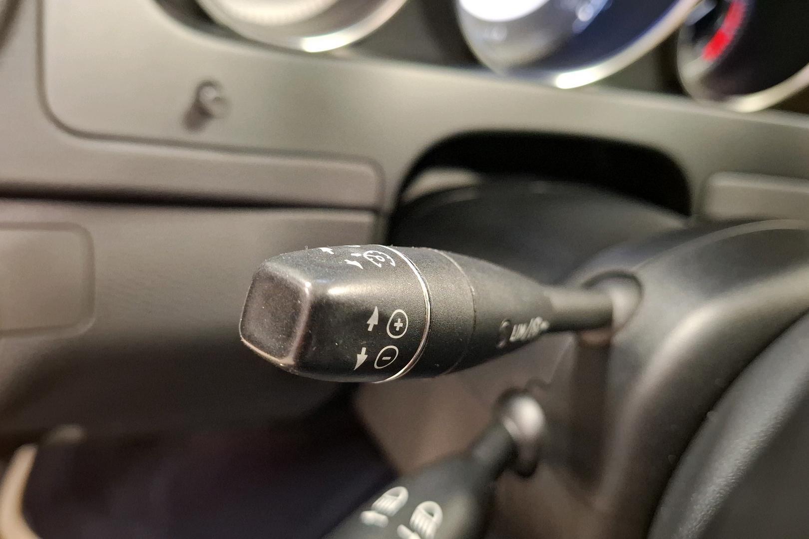 Mercedes-Benz C 2012