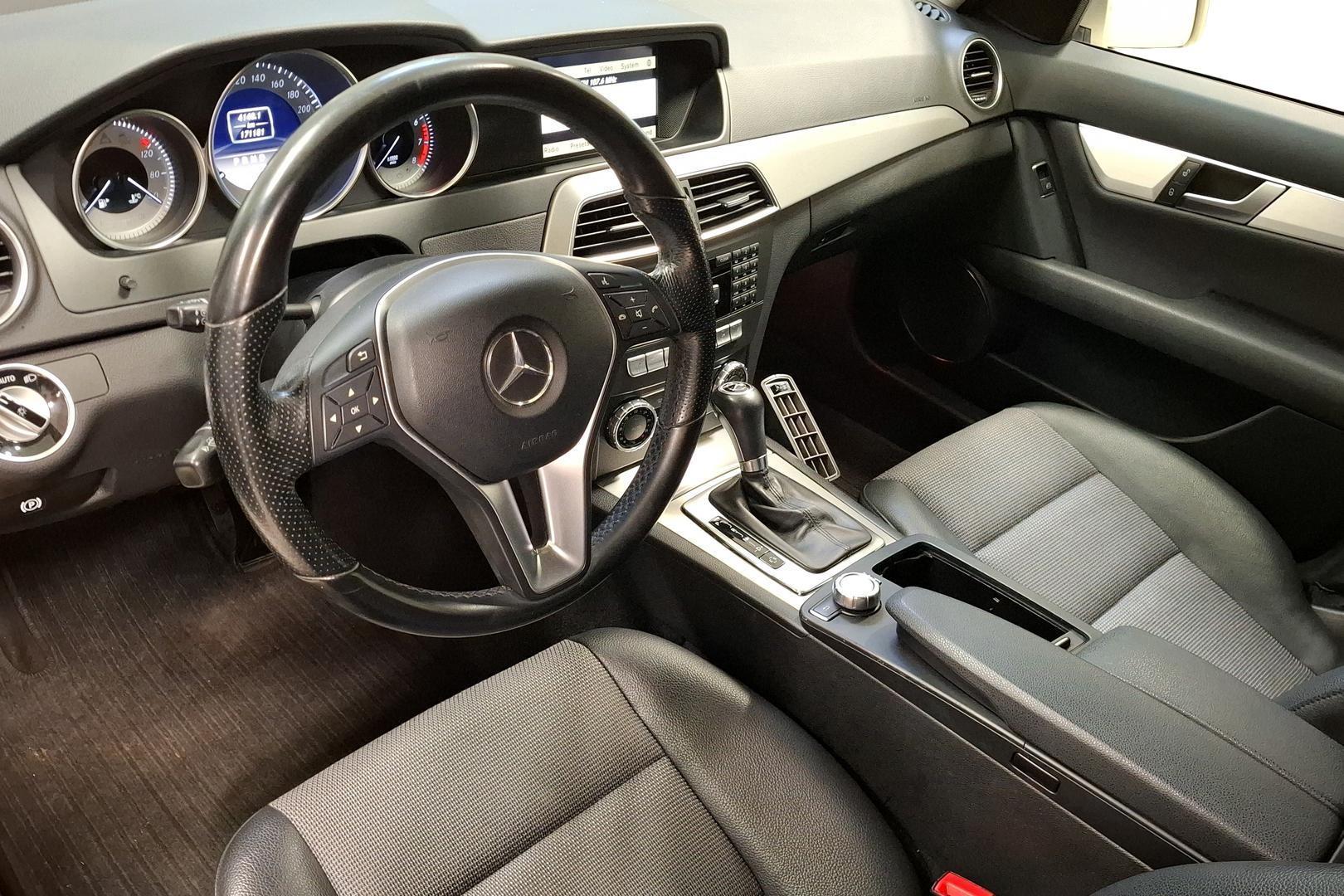 Mercedes-Benz C 2012