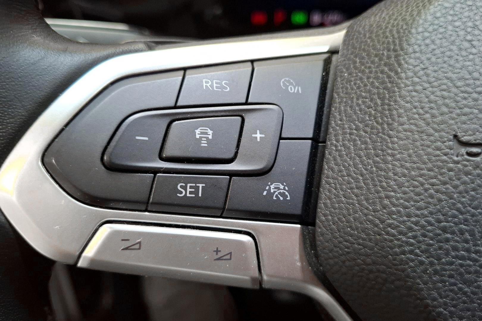 Volkswagen Golf 2021