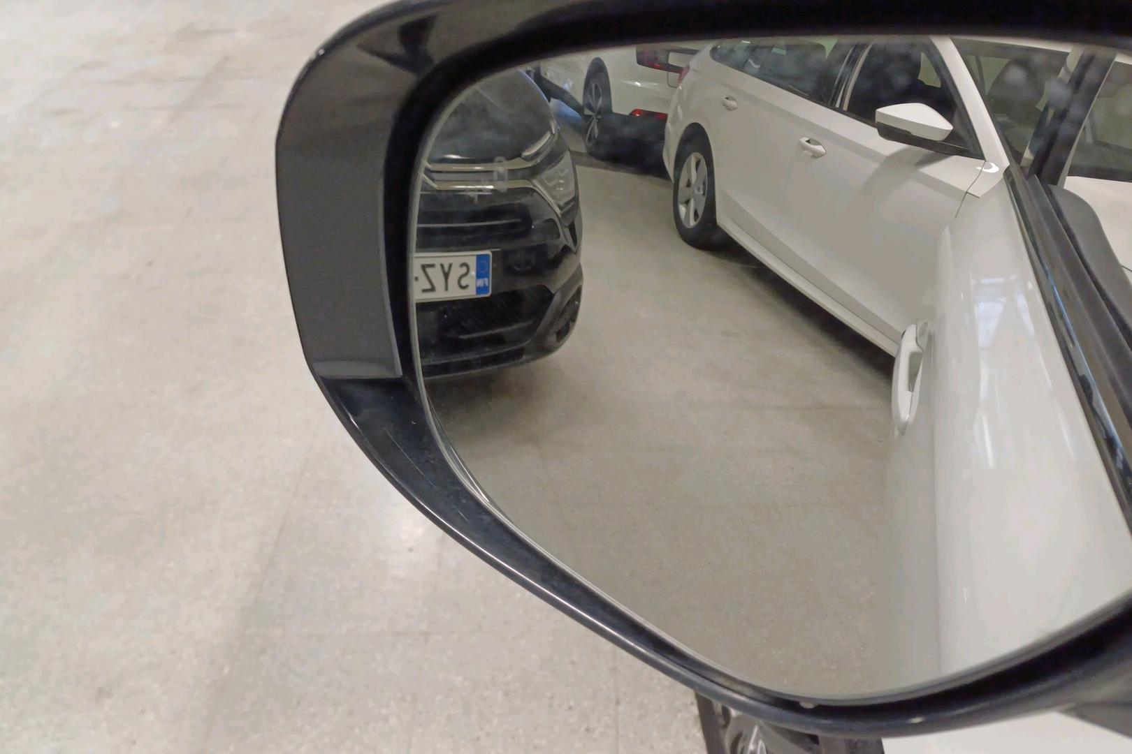 Mitsubishi Outlander PHEV 2020