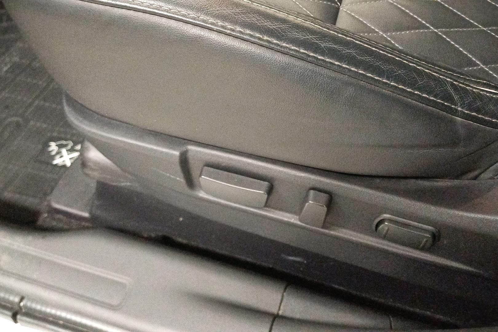 Mitsubishi Outlander PHEV 2020