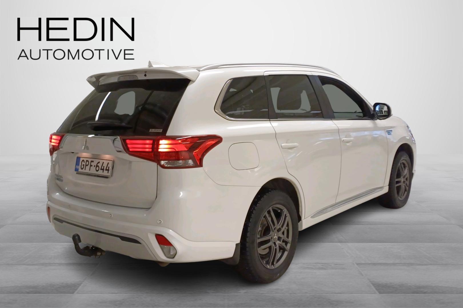 Mitsubishi Outlander PHEV 2020