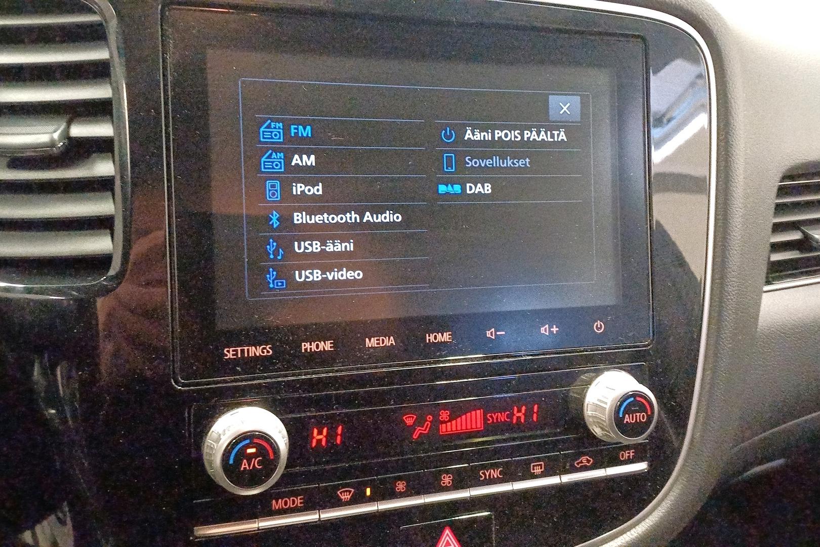 Mitsubishi Outlander PHEV 2020