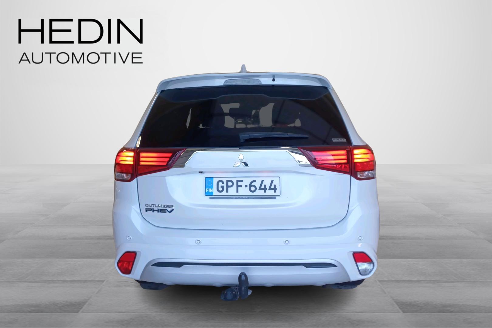 Mitsubishi Outlander PHEV 2020