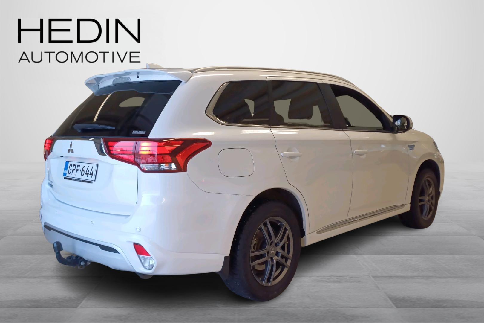 Mitsubishi Outlander PHEV 2020