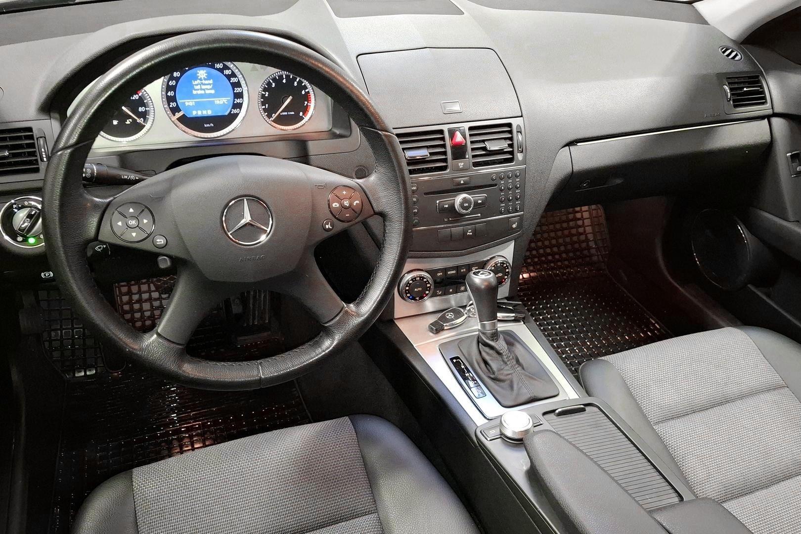 Mercedes-Benz C 2008