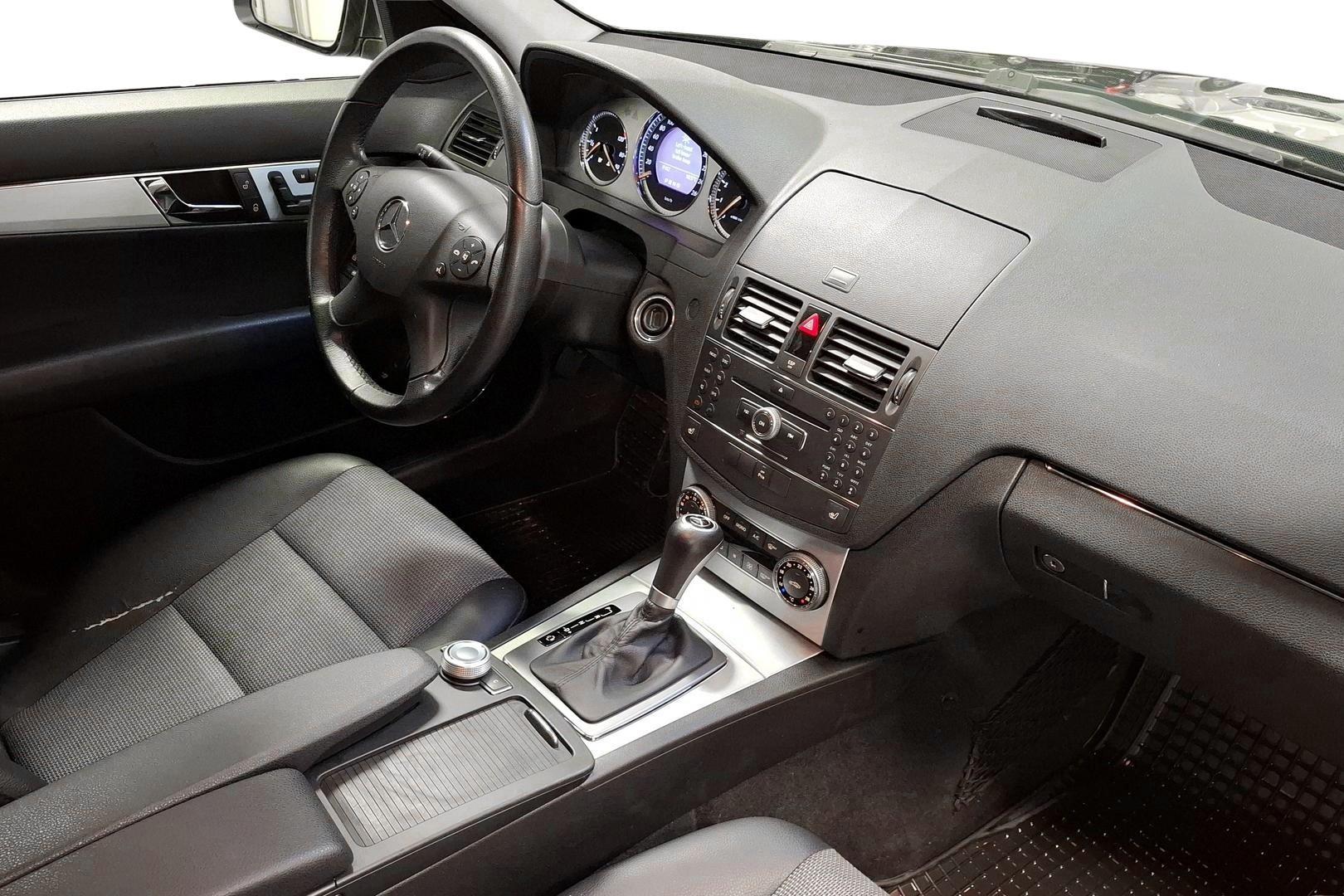 Mercedes-Benz C 2008