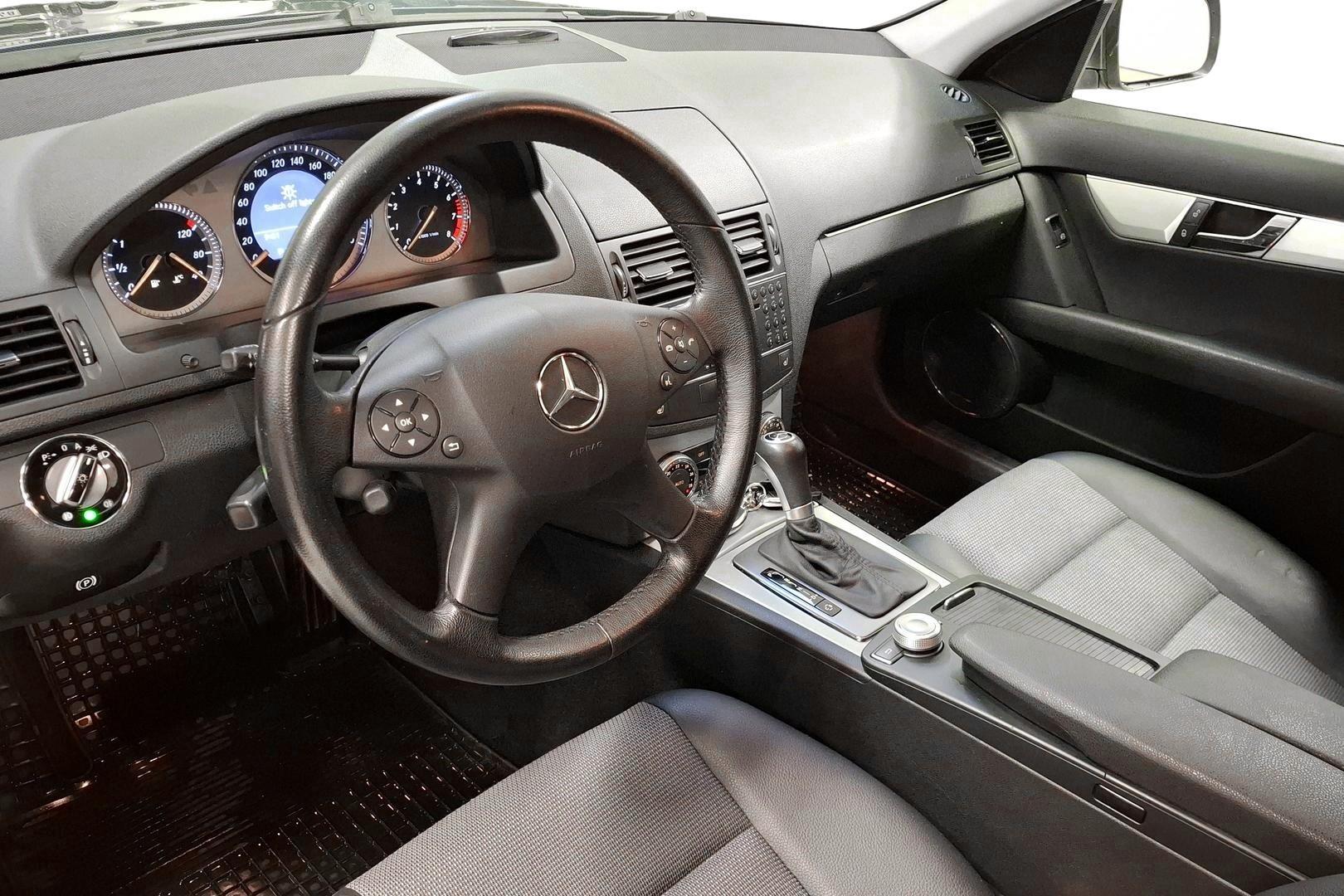Mercedes-Benz C 2008