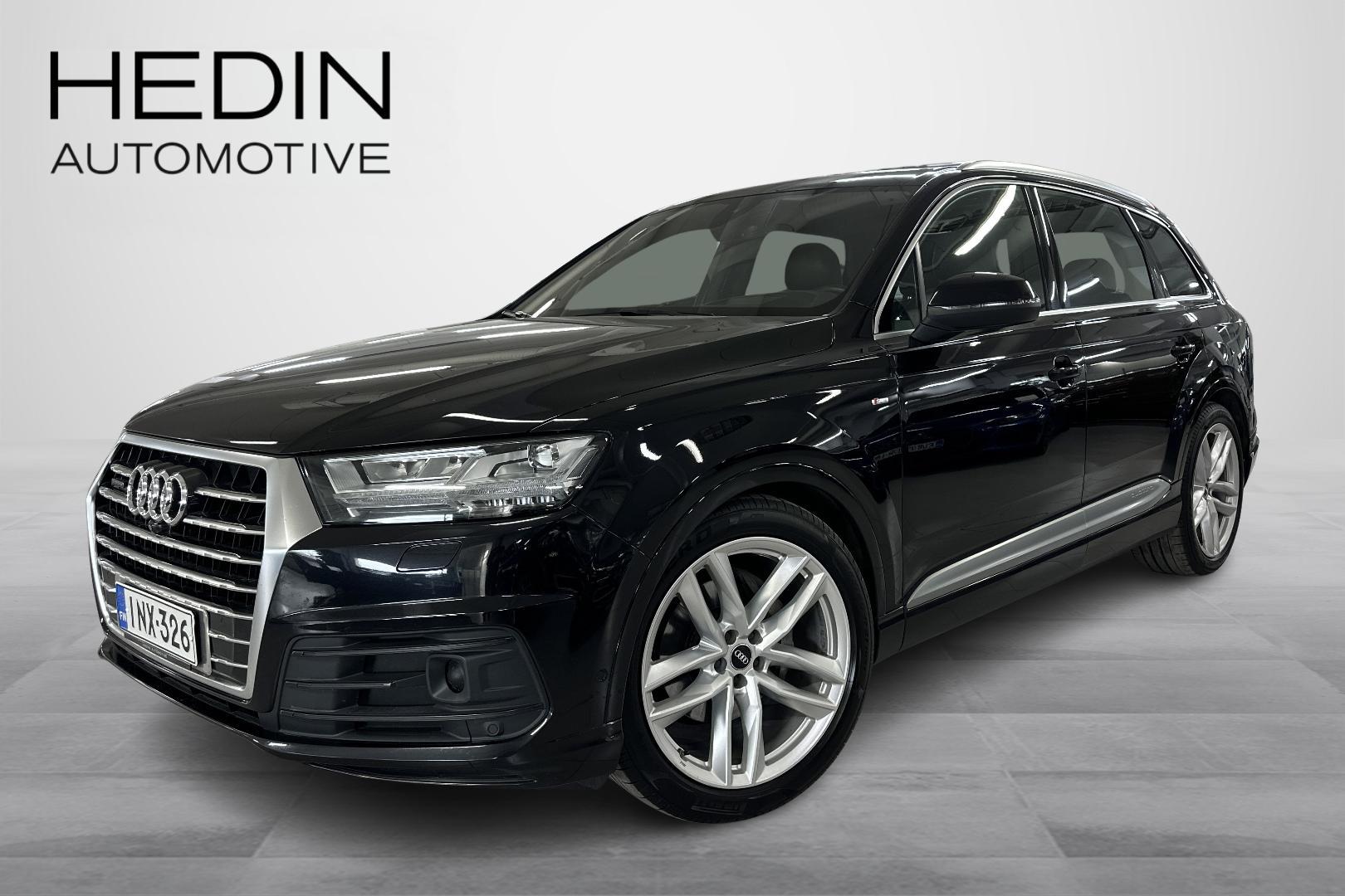 AUDI Q7 2015