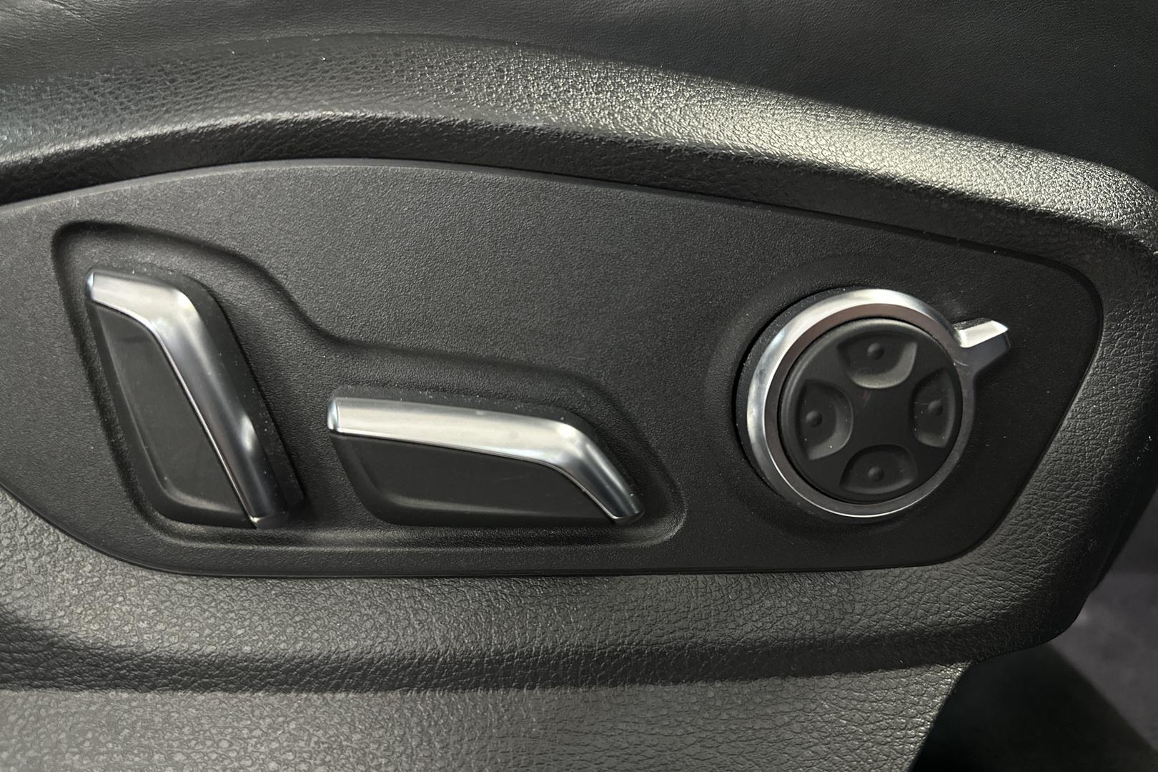 AUDI Q7 2015