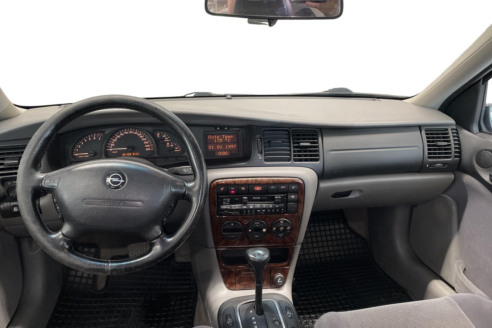 Opel Vectra 2000