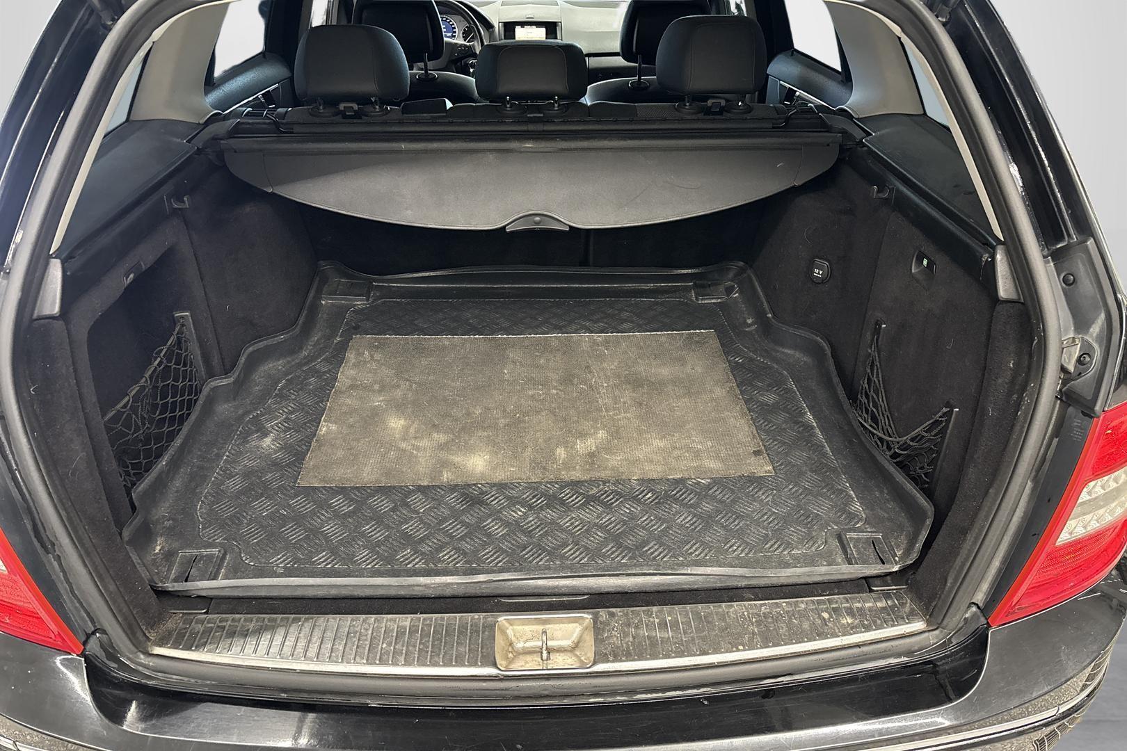 Mercedes-Benz C 2008