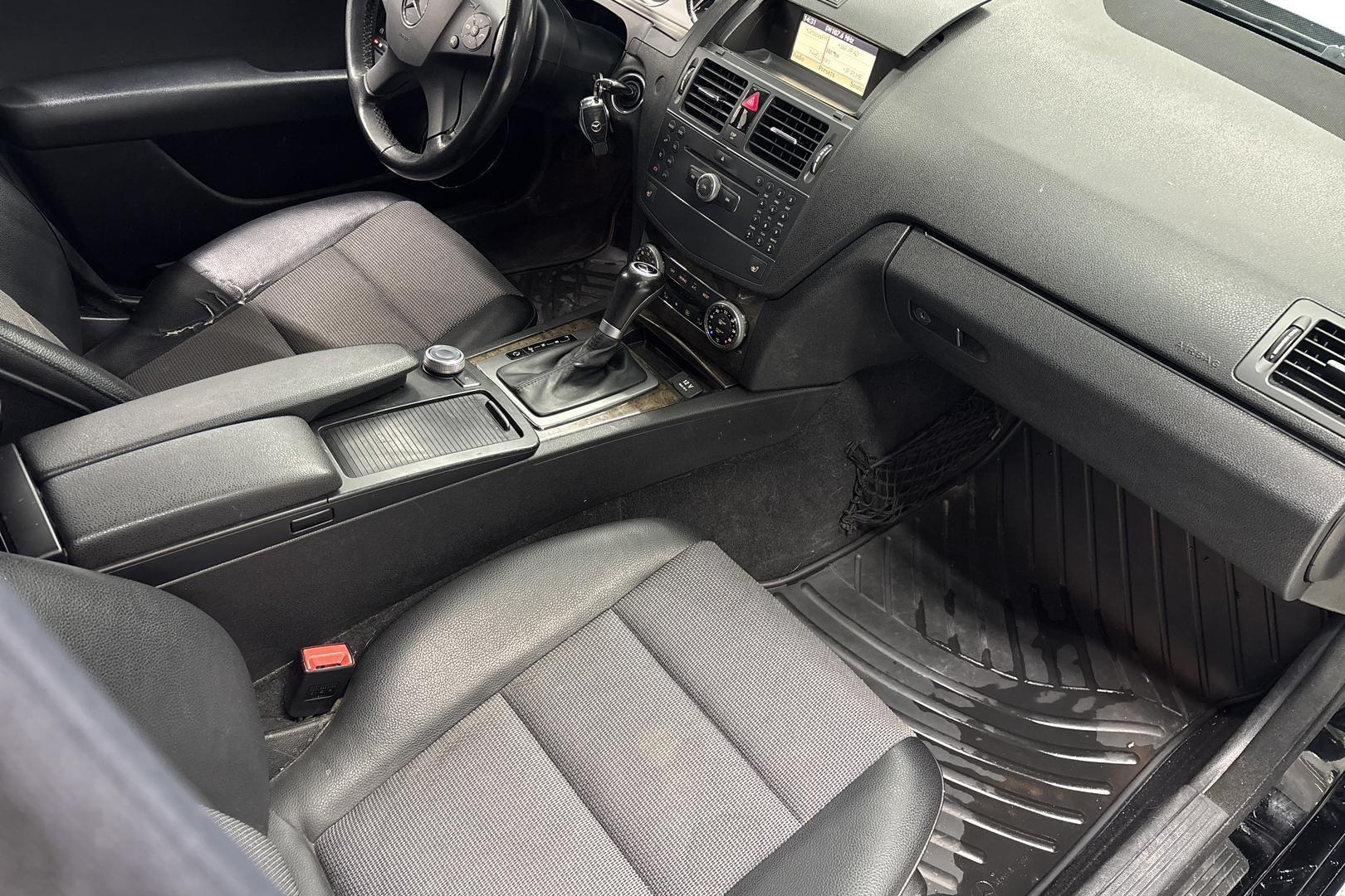 Mercedes-Benz C 2008
