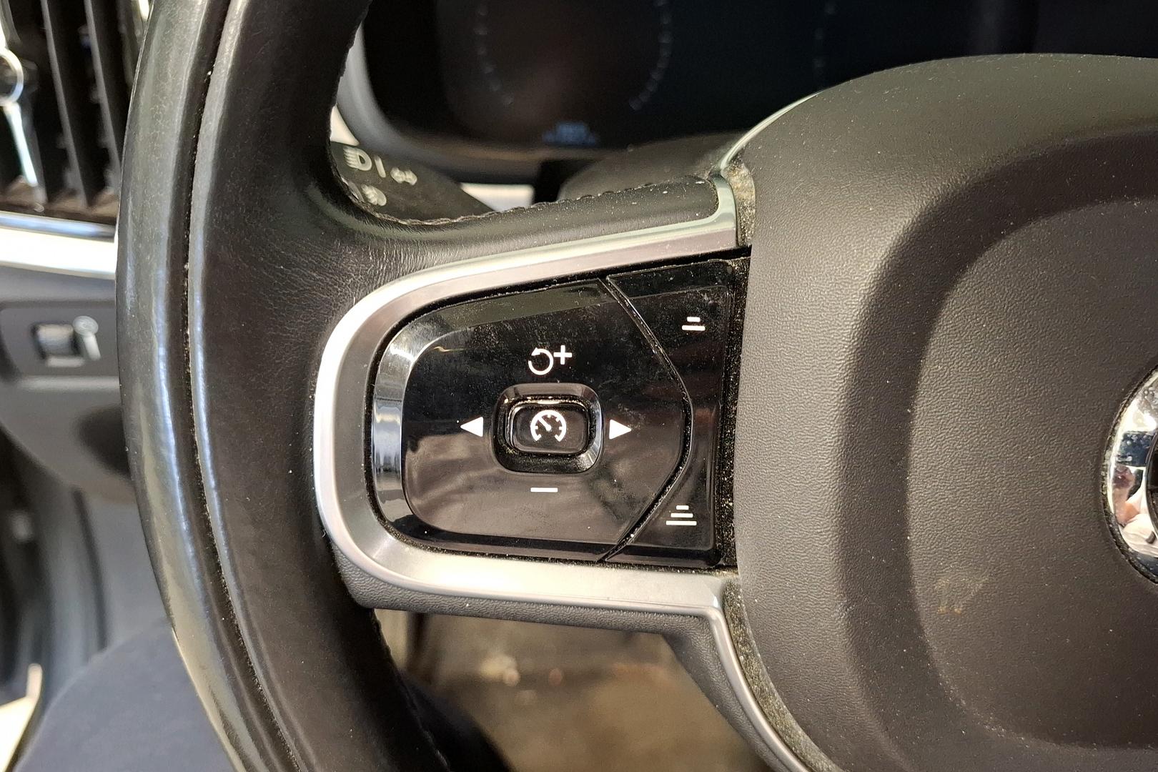 Volvo V90 2017