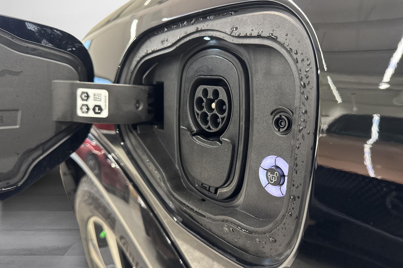 FORD Mustang Mach-E 2025