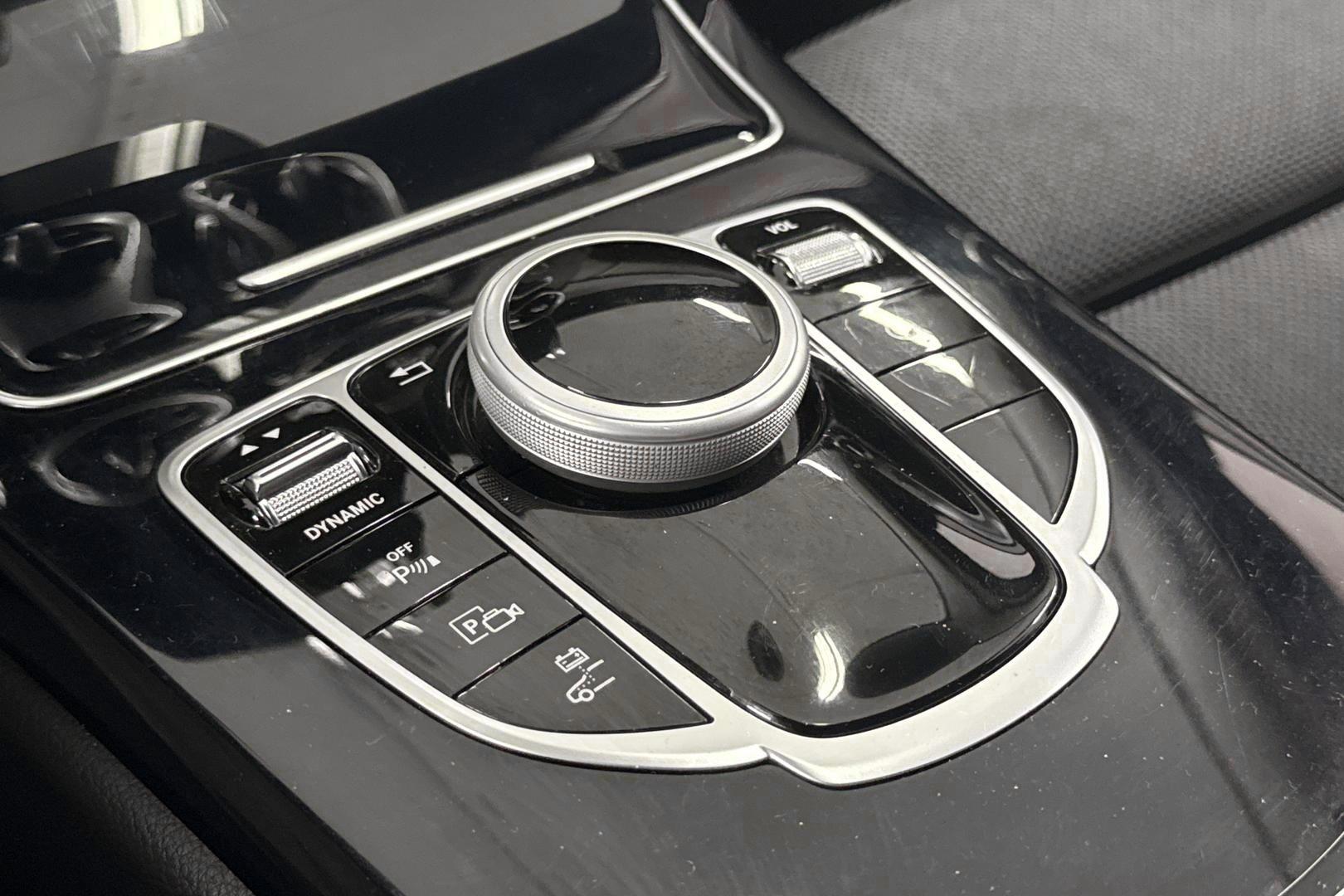 Mercedes-Benz C 2020