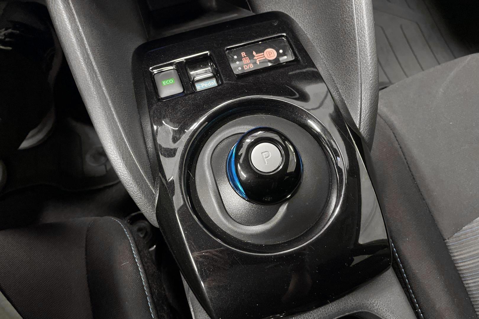 Nissan Leaf 22