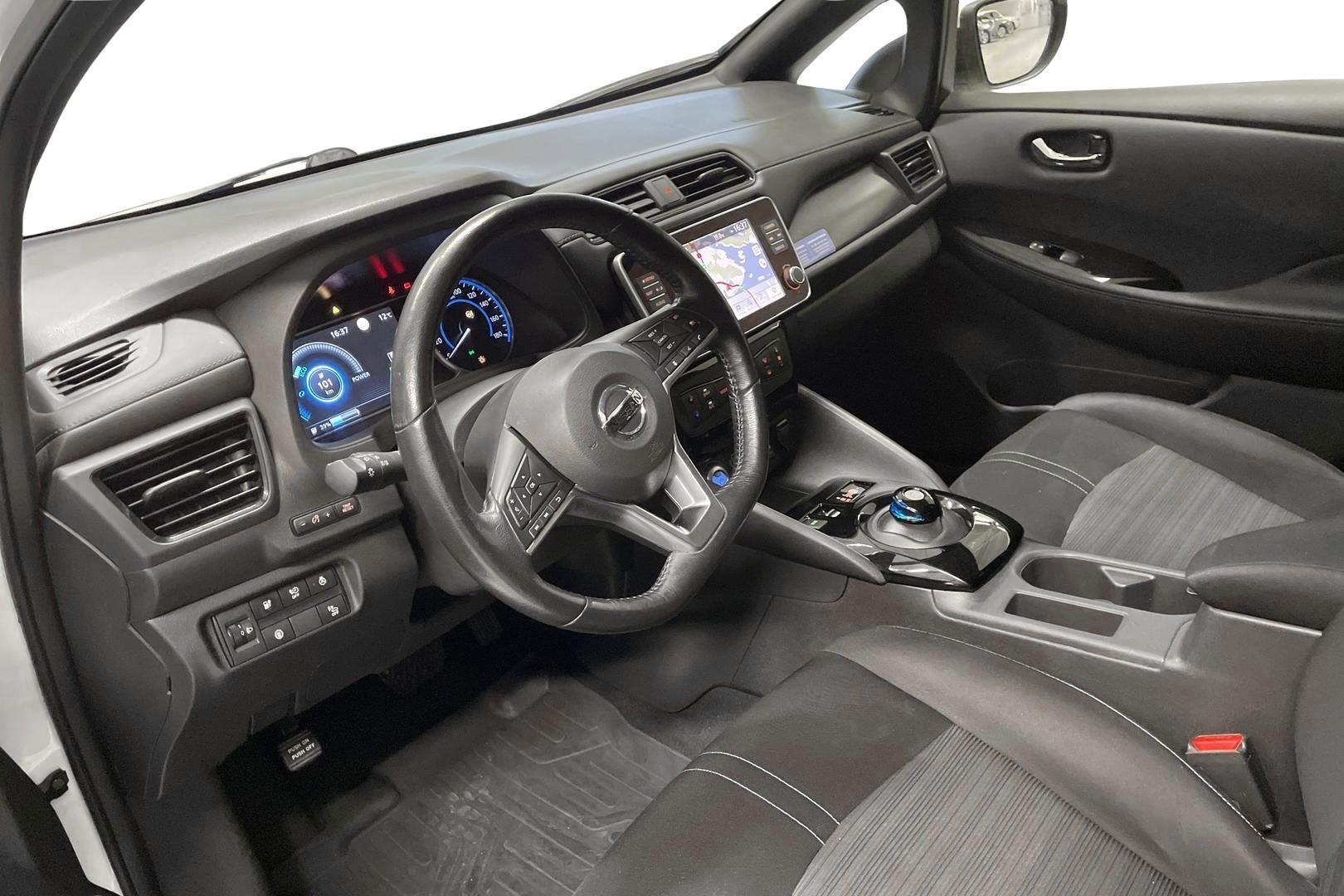Nissan Leaf 9