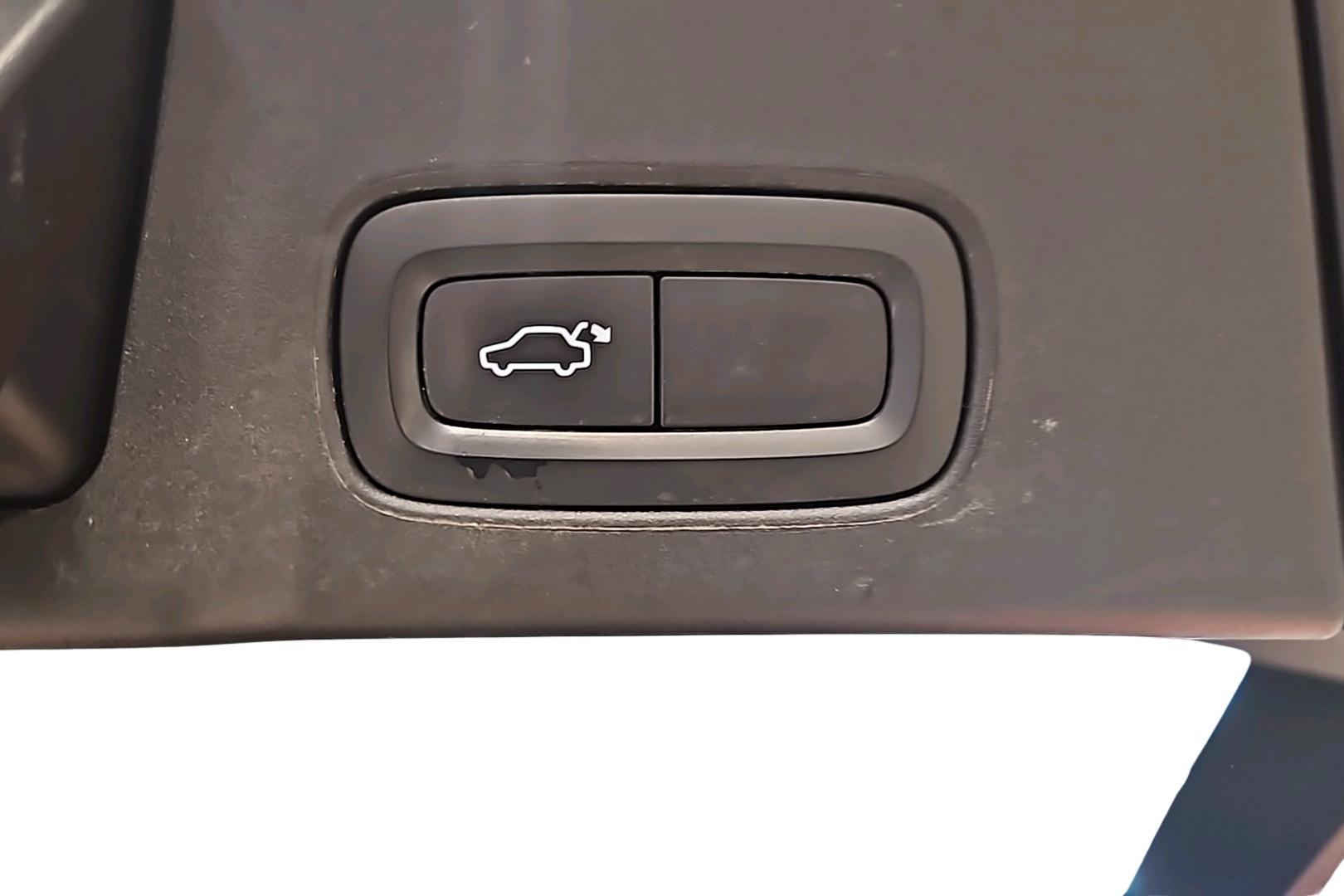 Volvo V90 20
