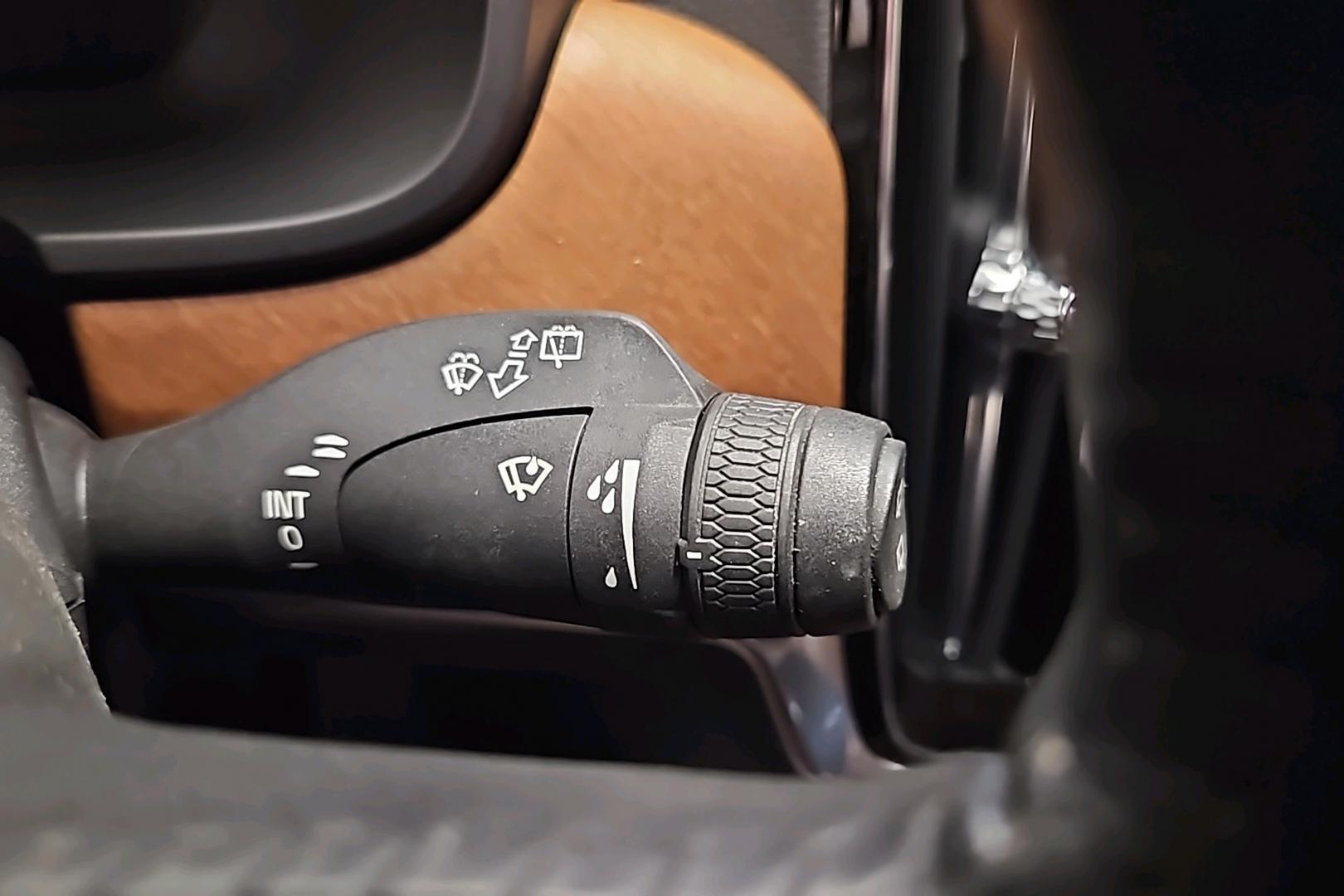 Volvo V90 24