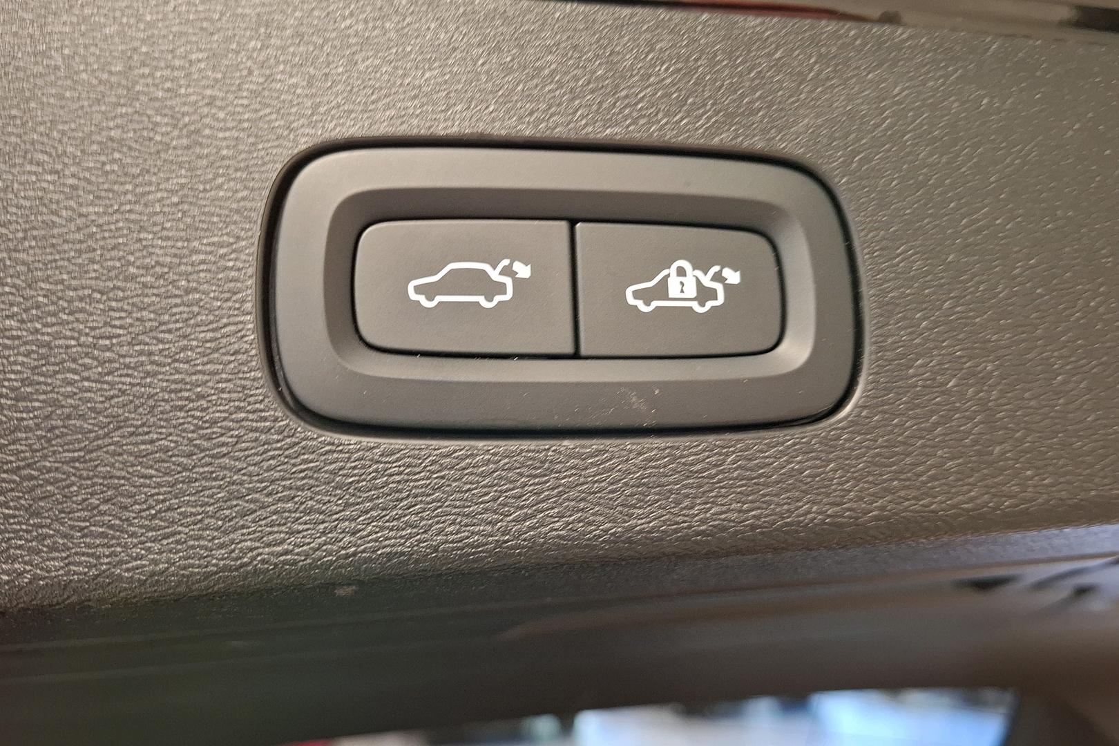 Volvo V60 2023