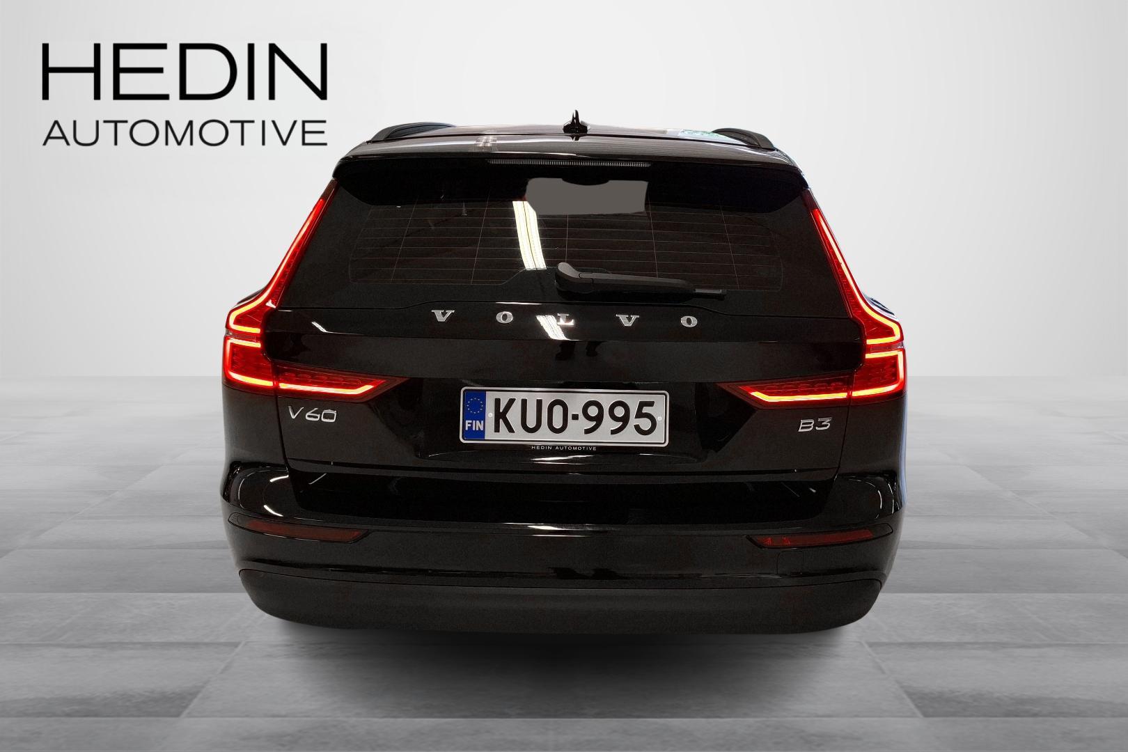 Volvo V60 2023