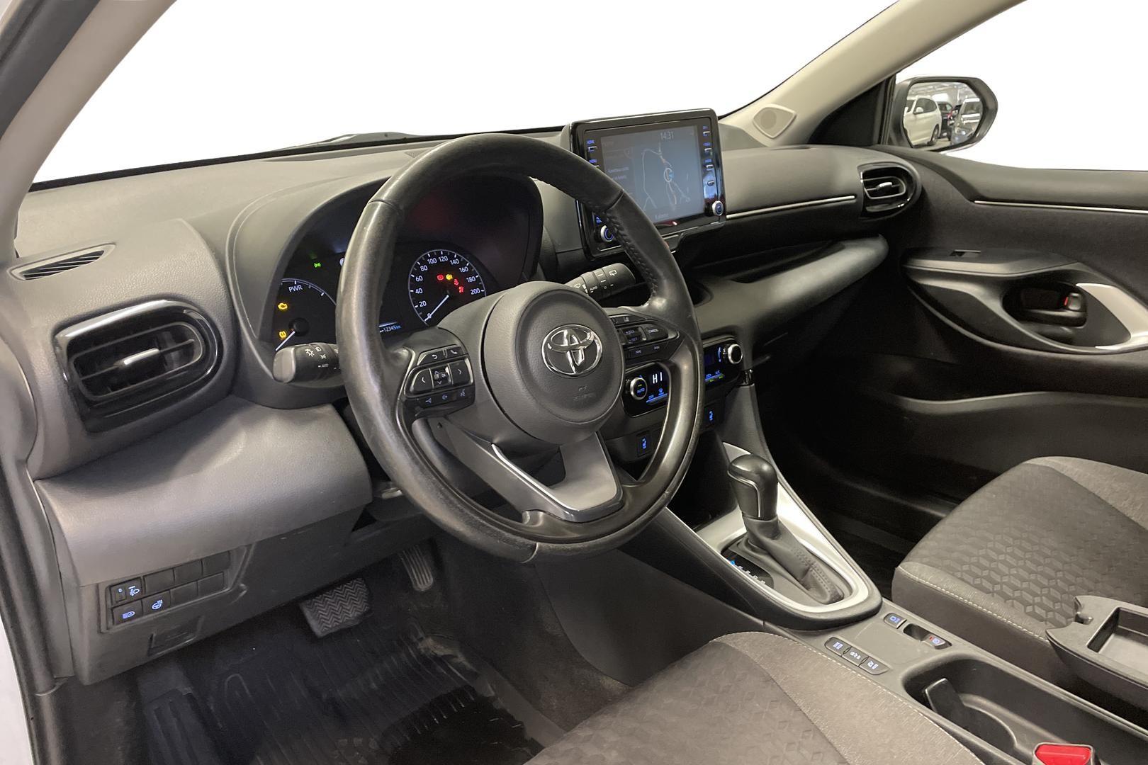 Toyota Yaris 2023