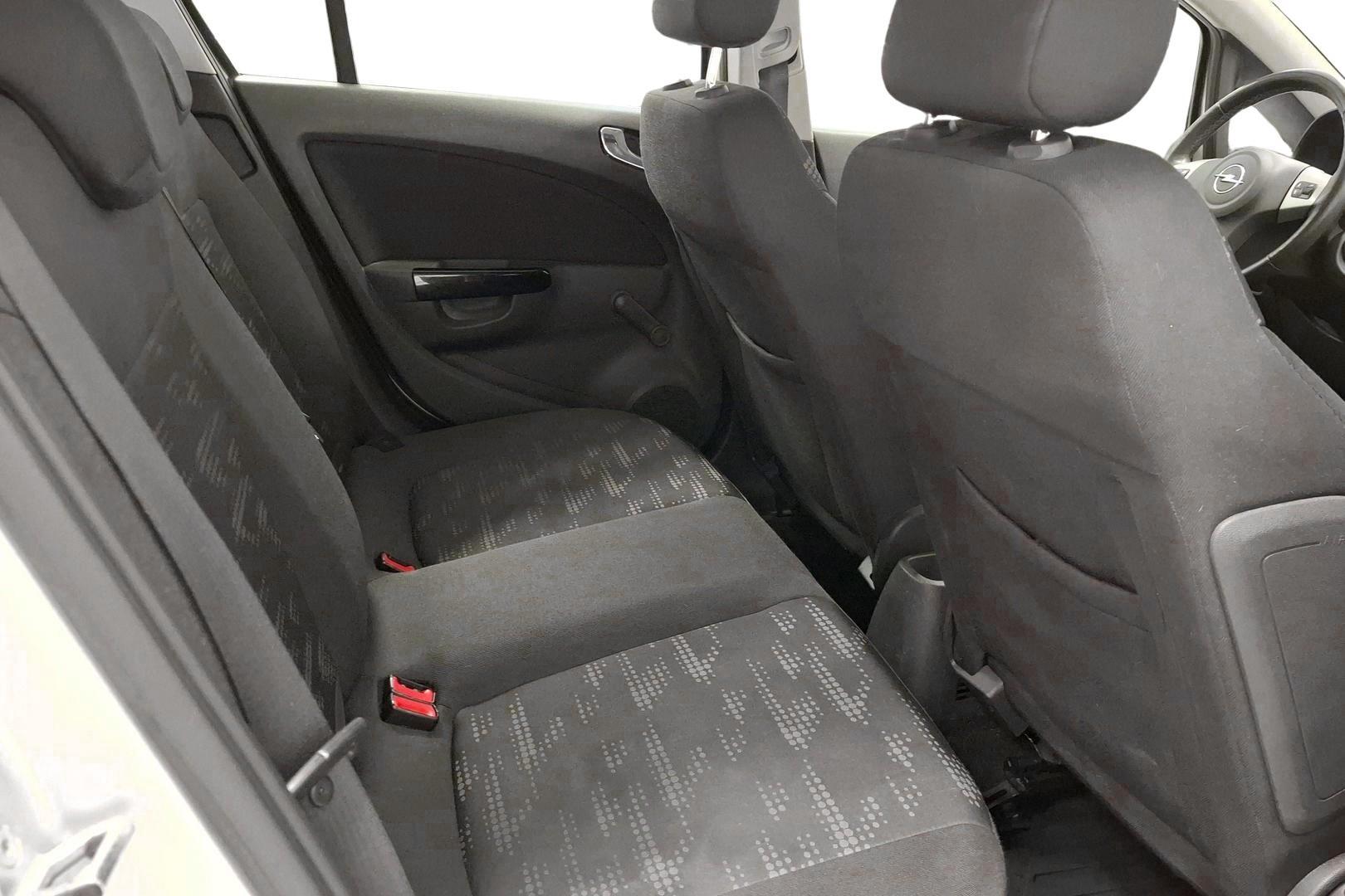 OPEL CORSA 2011