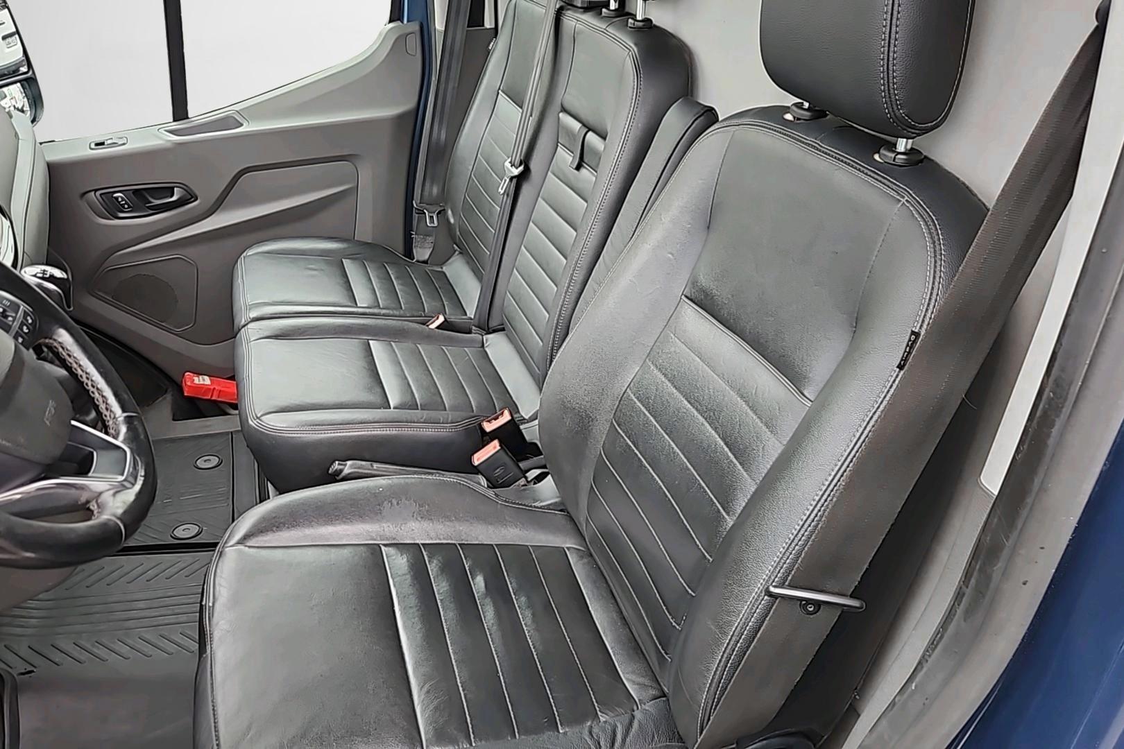 Ford Transit 29