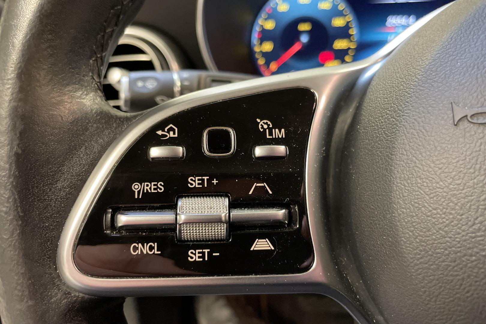 Mercedes-Benz GLC 2021