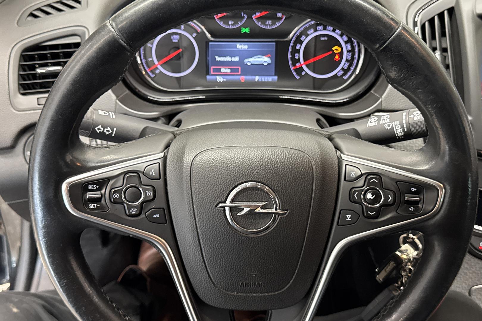 Opel Insignia 2015