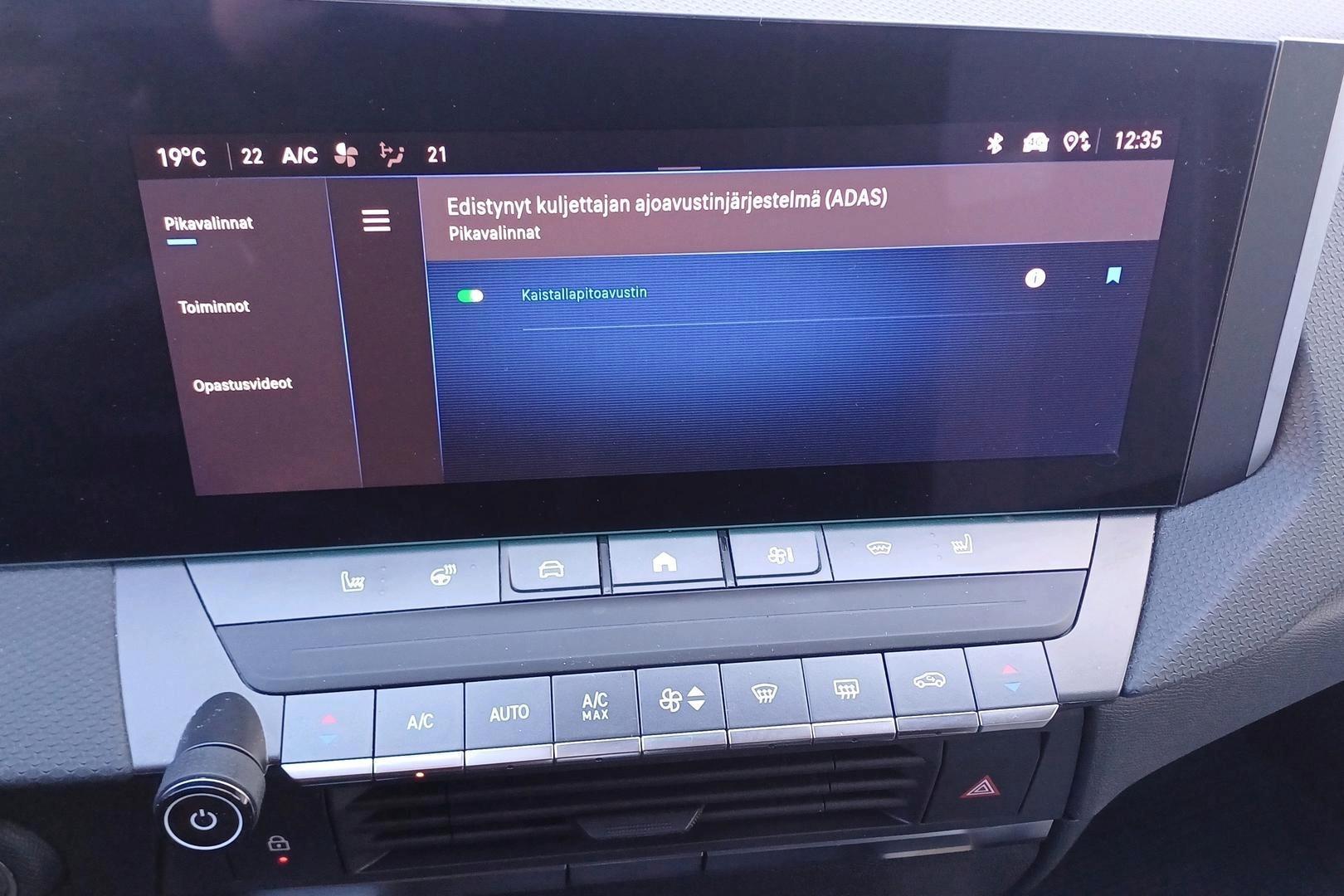 Opel Astra 2023