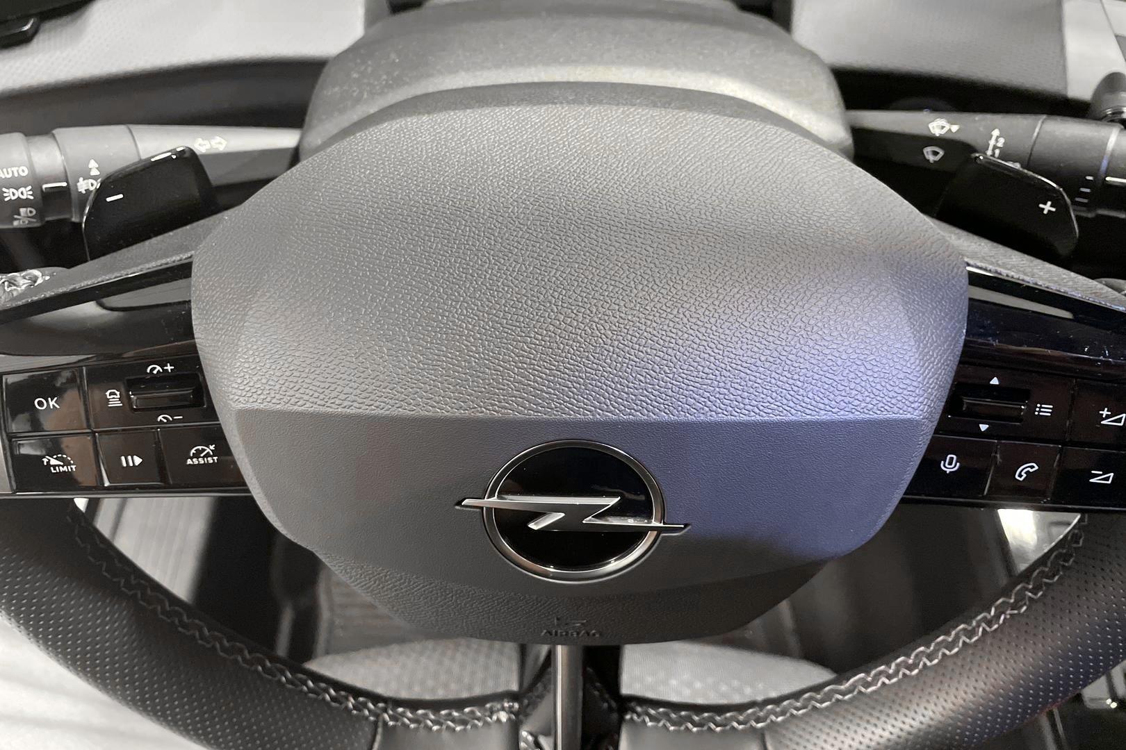 Opel Astra 2023