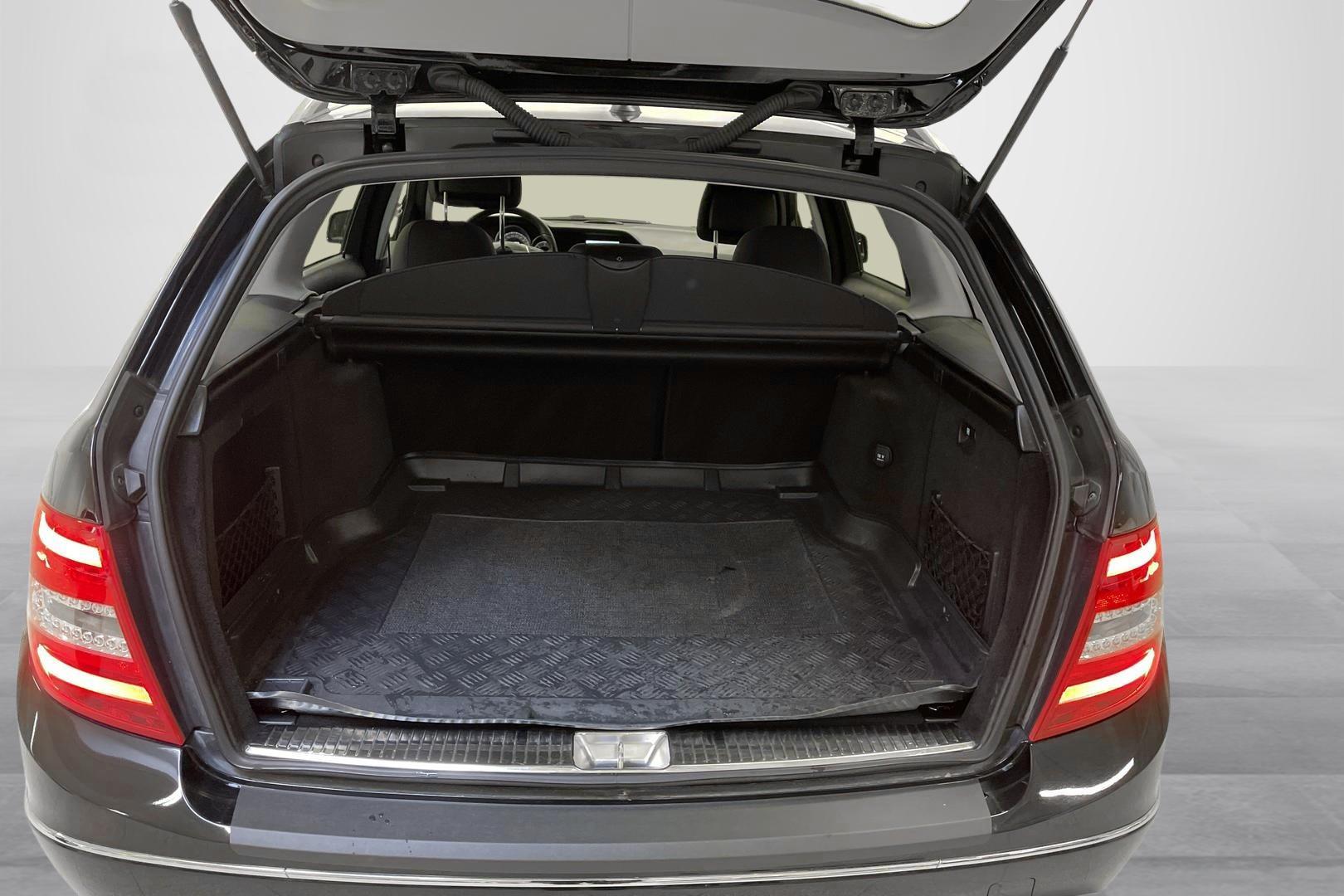 Mercedes-Benz C 2014